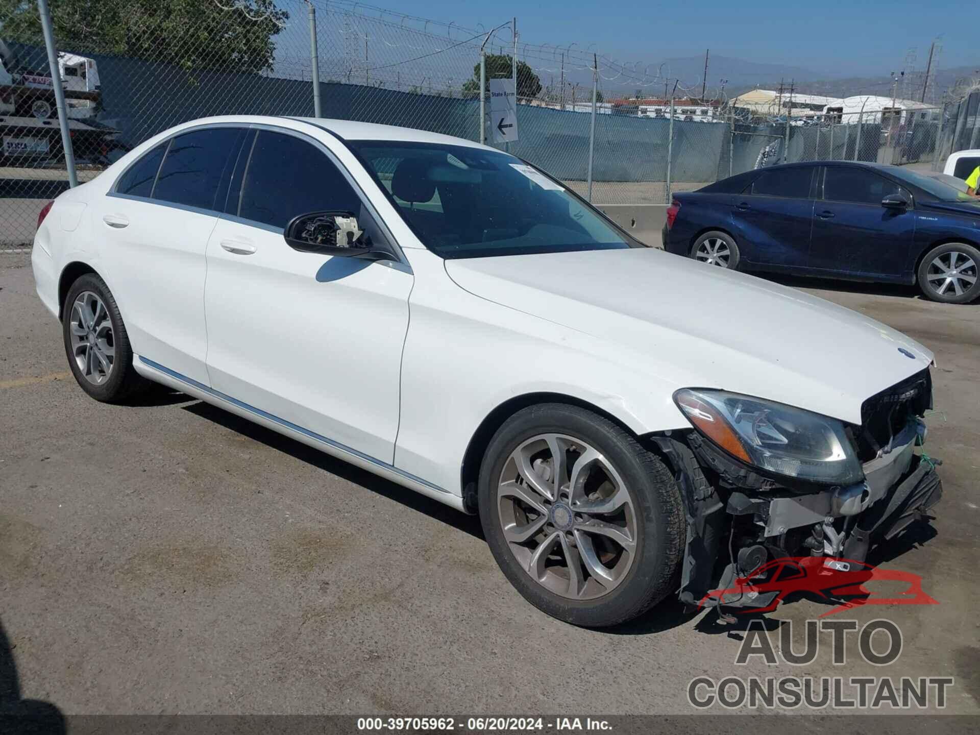 MERCEDES-BENZ C 300 2017 - 55SWF4JB7HU208520