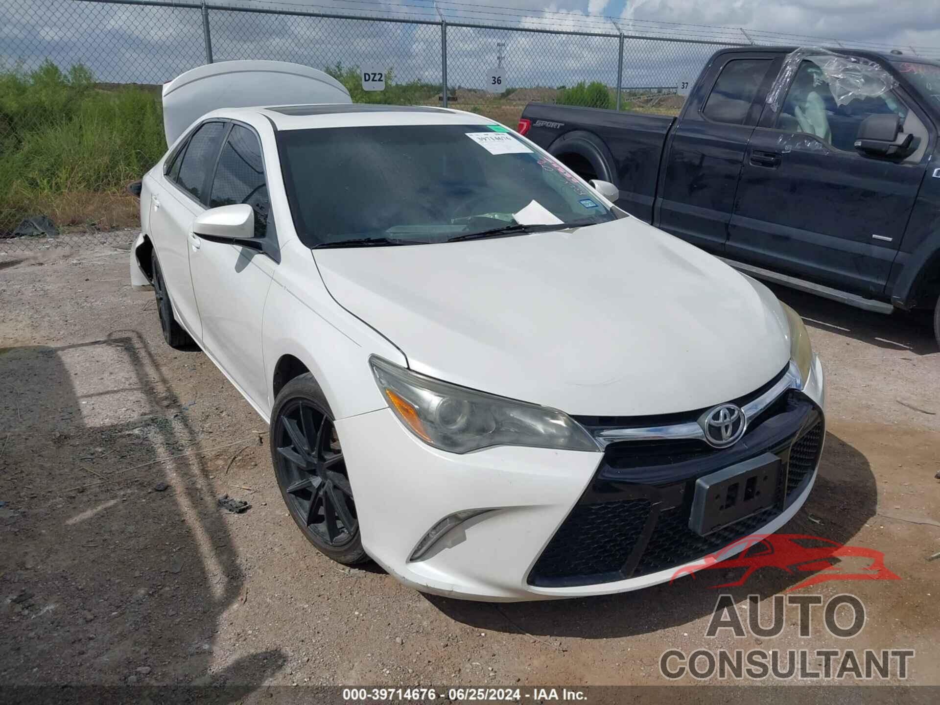 TOYOTA CAMRY 2016 - 4T1BF1FK1GU188418