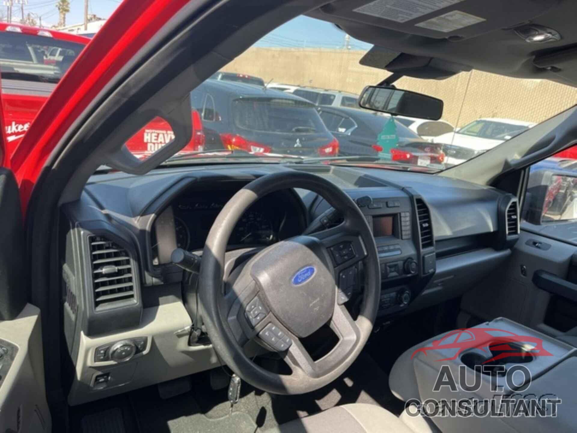 FORD F150 2019 - 1FTMF1CB9KKC92547