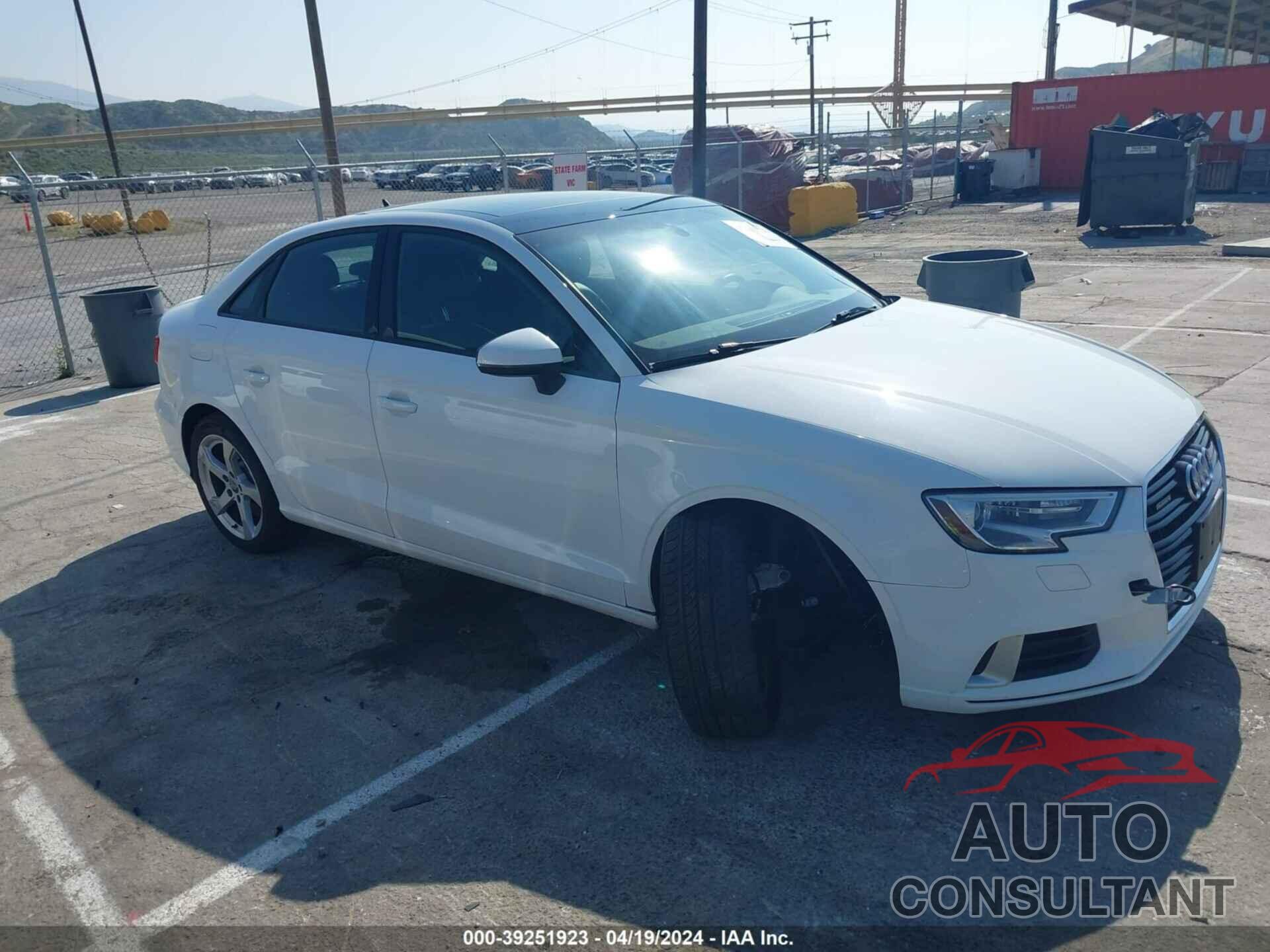 AUDI A3 2019 - WAUBEGFF1K1018225