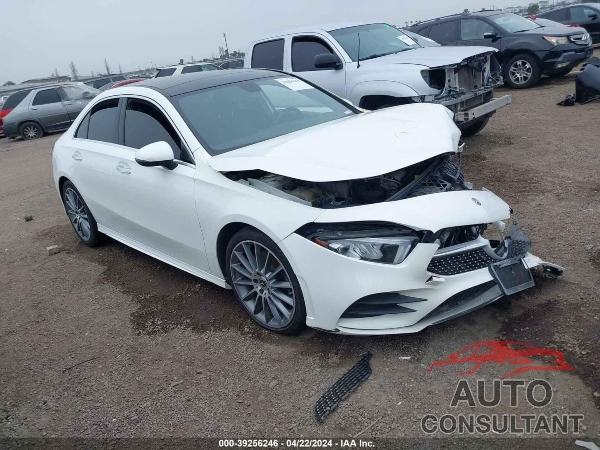 MERCEDES-BENZ A 220 2019 - WDD3G4EB4KW005458