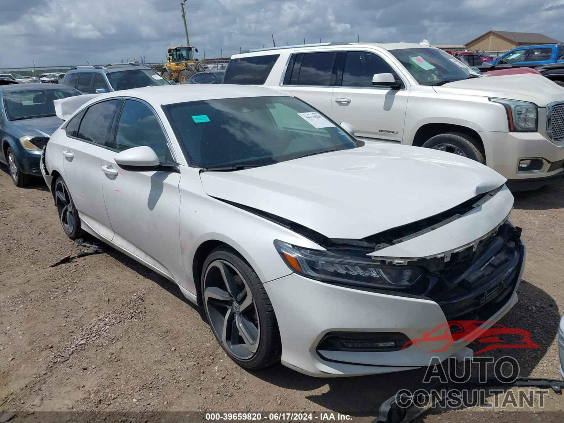 HONDA ACCORD 2018 - 1HGCV1F31JA214000