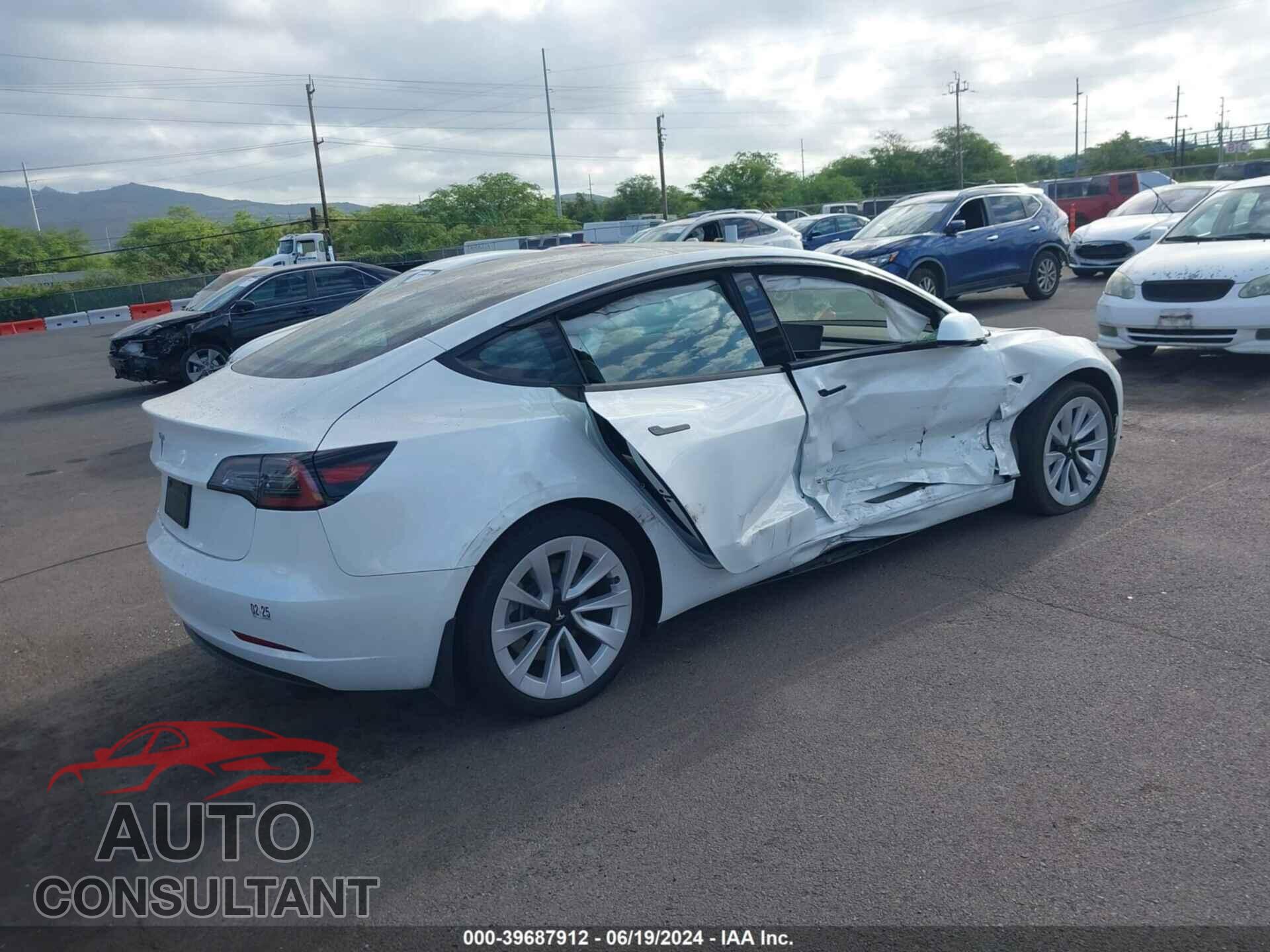 TESLA MODEL 3 2023 - 5YJ3E1EA9PF472005
