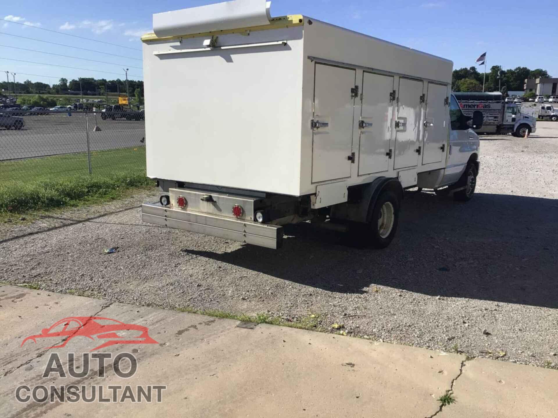 FORD ECONOLINE 2017 - 1FDXE4FS9HDC69081