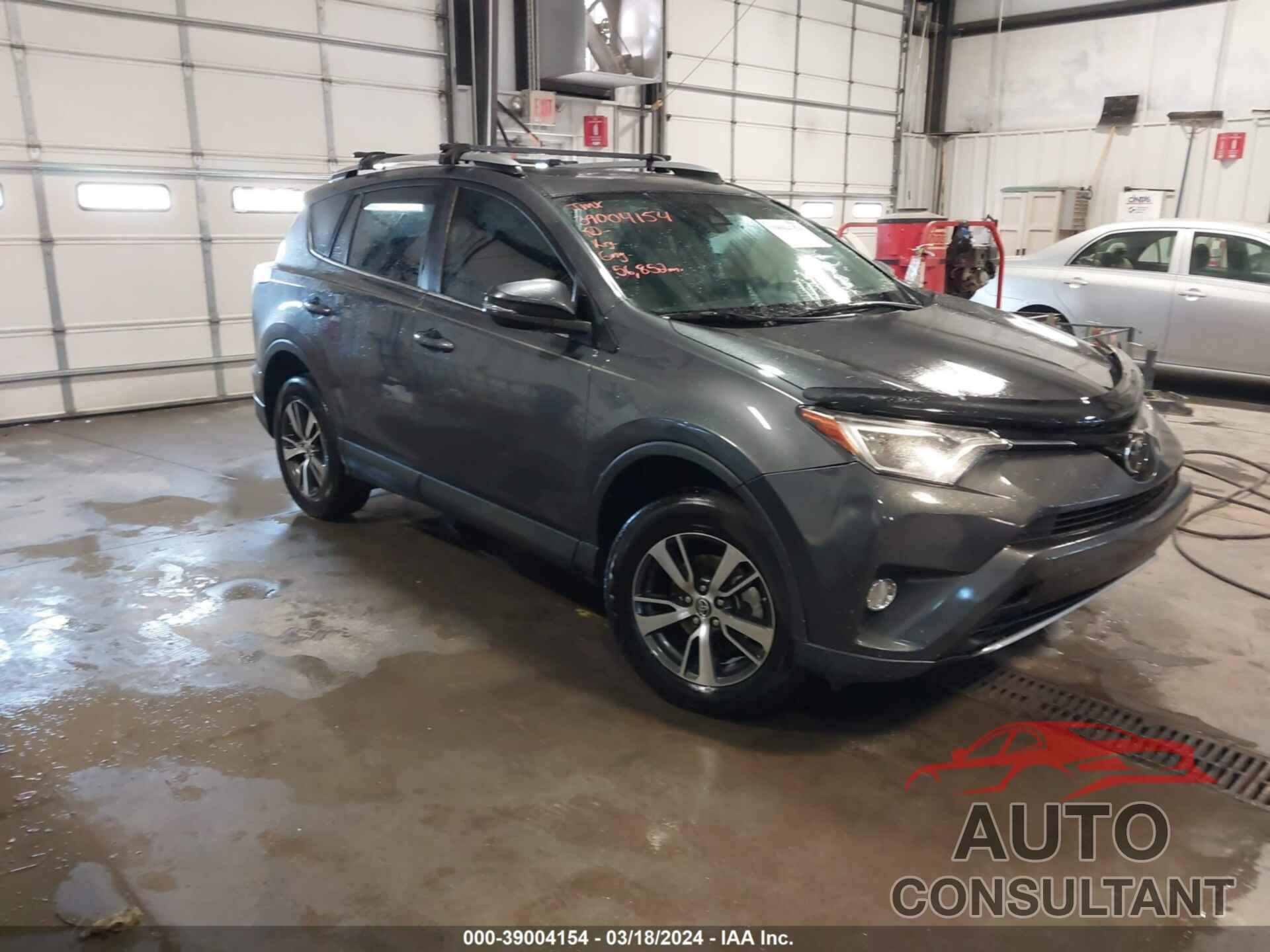 TOYOTA RAV4 2018 - 2T3WFREV9JW507977