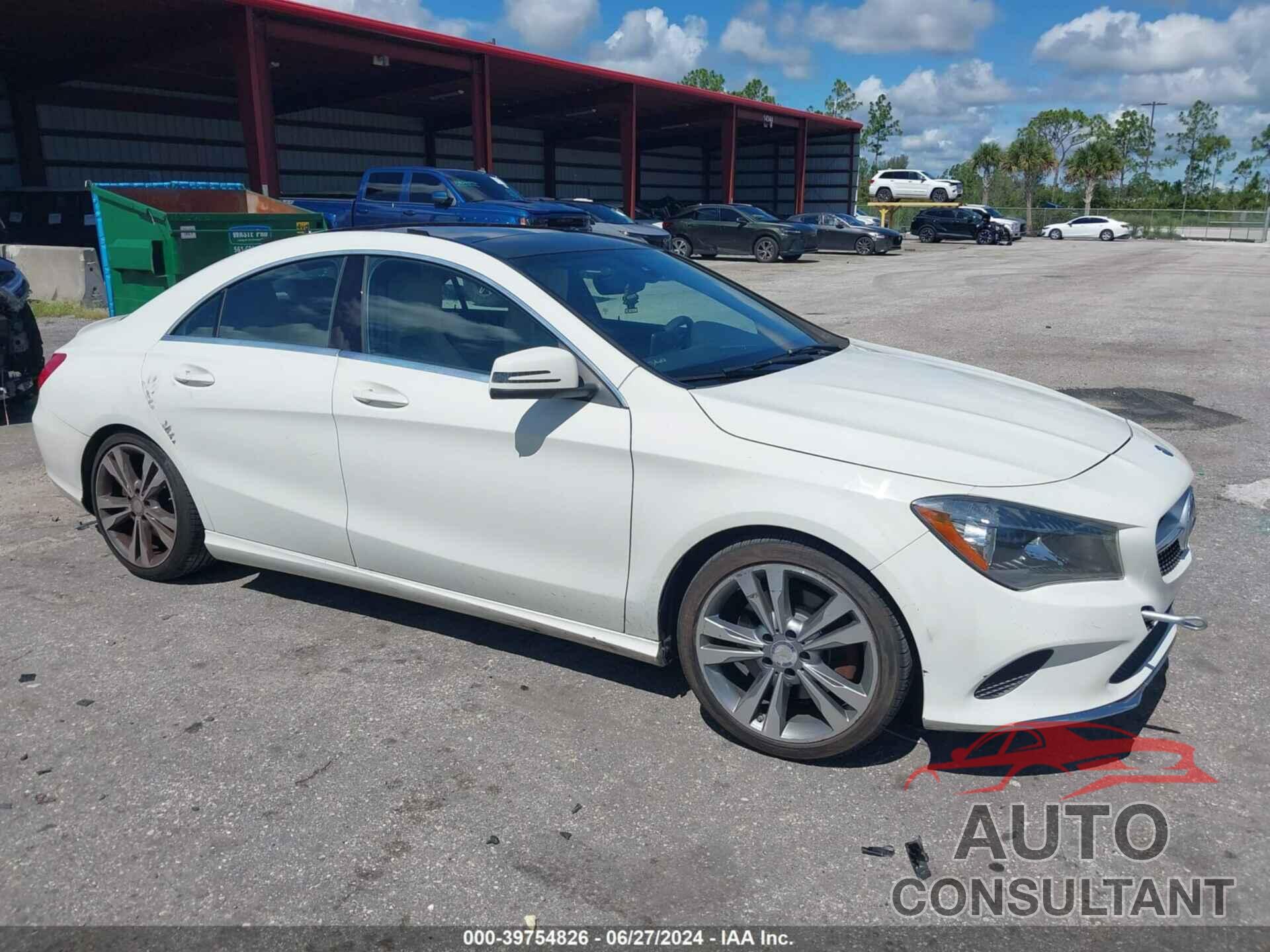 MERCEDES-BENZ CLA 250 2018 - WDDSJ4EB8JN511165