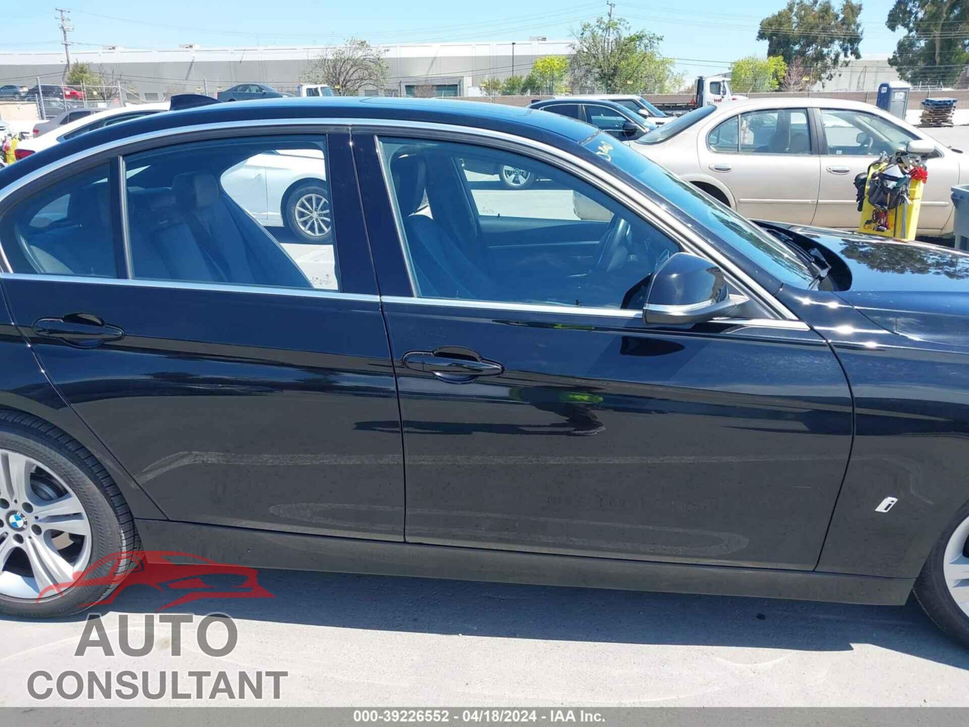 BMW 330E 2017 - WBA8E1C35HA158837