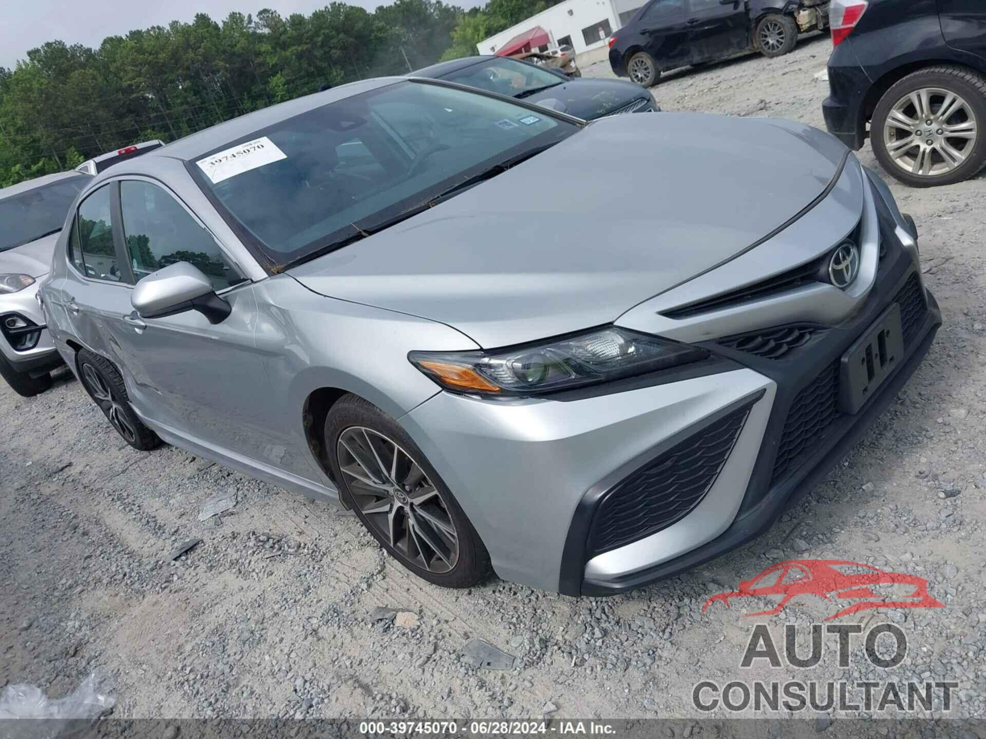 TOYOTA CAMRY 2021 - 4T1G11AK3MU455291