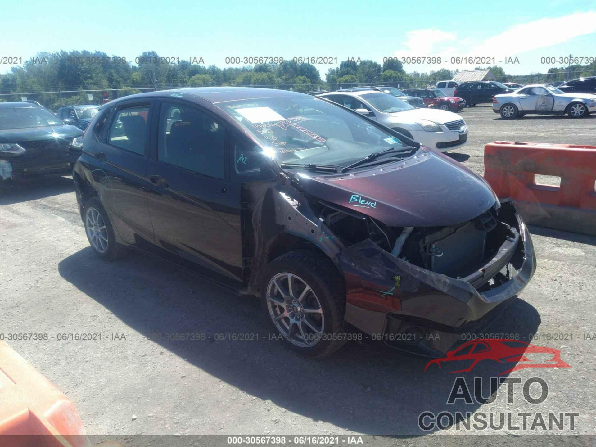 HONDA FIT 2016 - JHMGK5H72GS015815