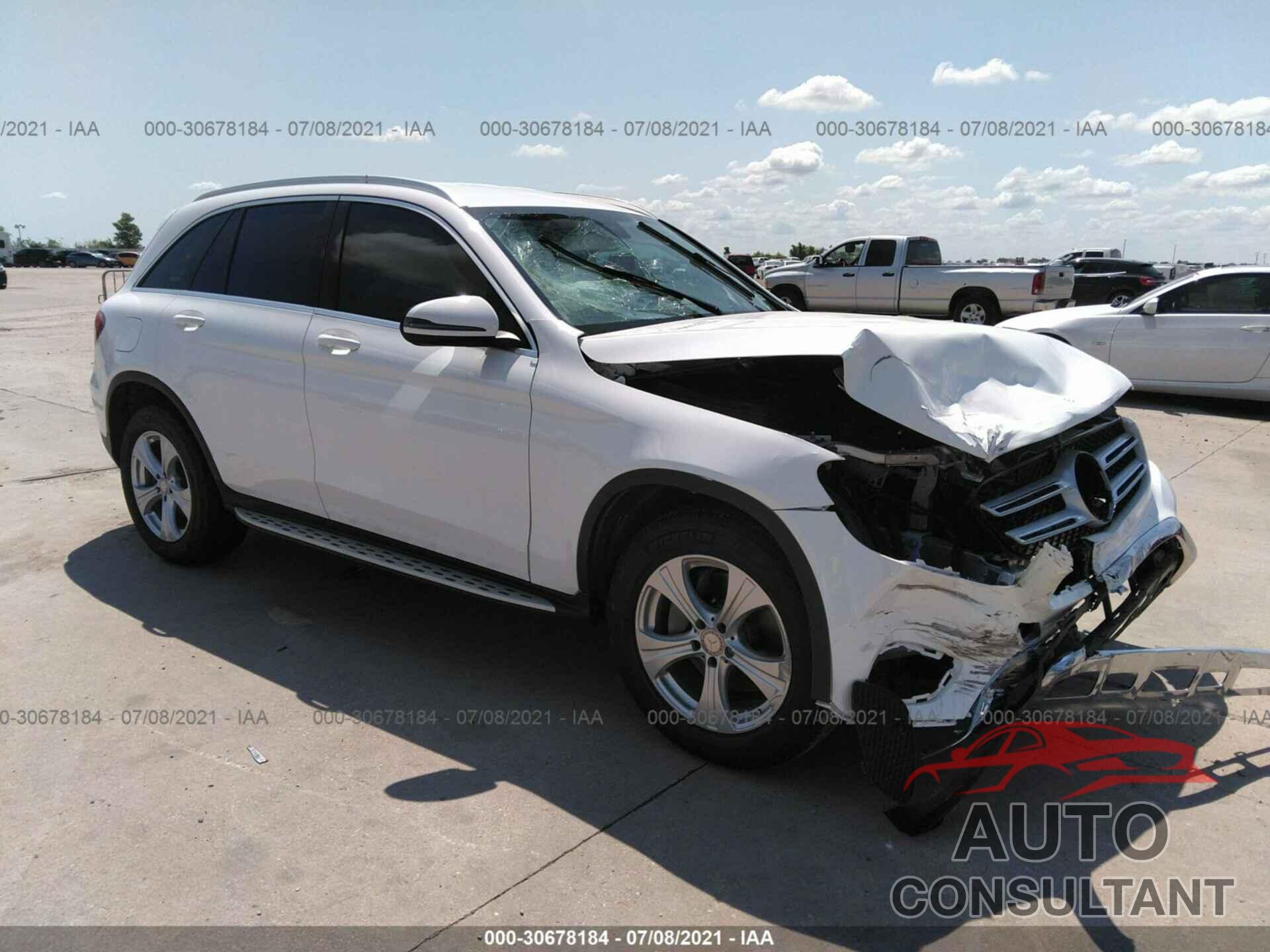 MERCEDES-BENZ GLC 2016 - WDC0G4JB0GF075883