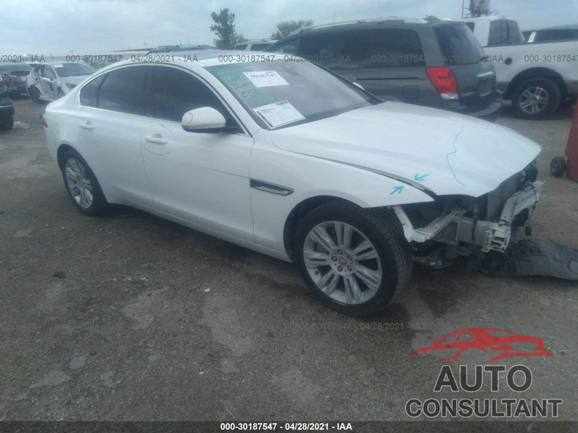 JAGUAR XF 2016 - SAJBD4BV5GCY10957