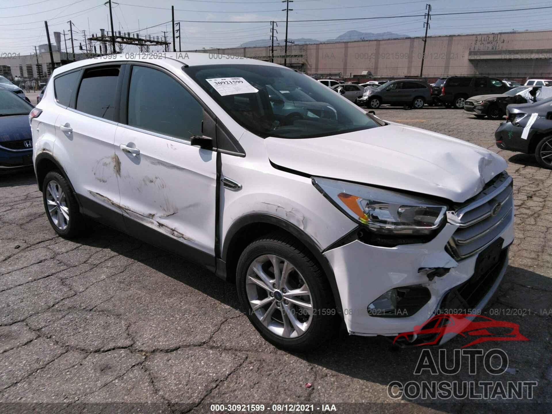 FORD ESCAPE 2017 - 1FMCU9GDXHUB05661