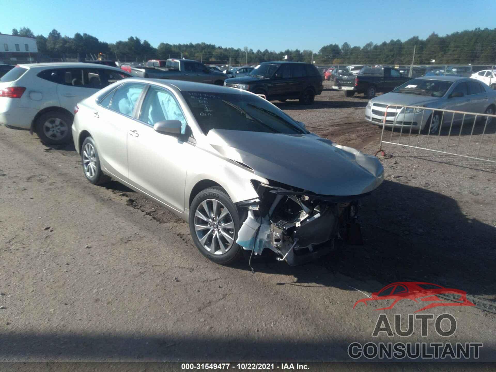 TOYOTA CAMRY 2016 - 4T4BF1FK6GR552127