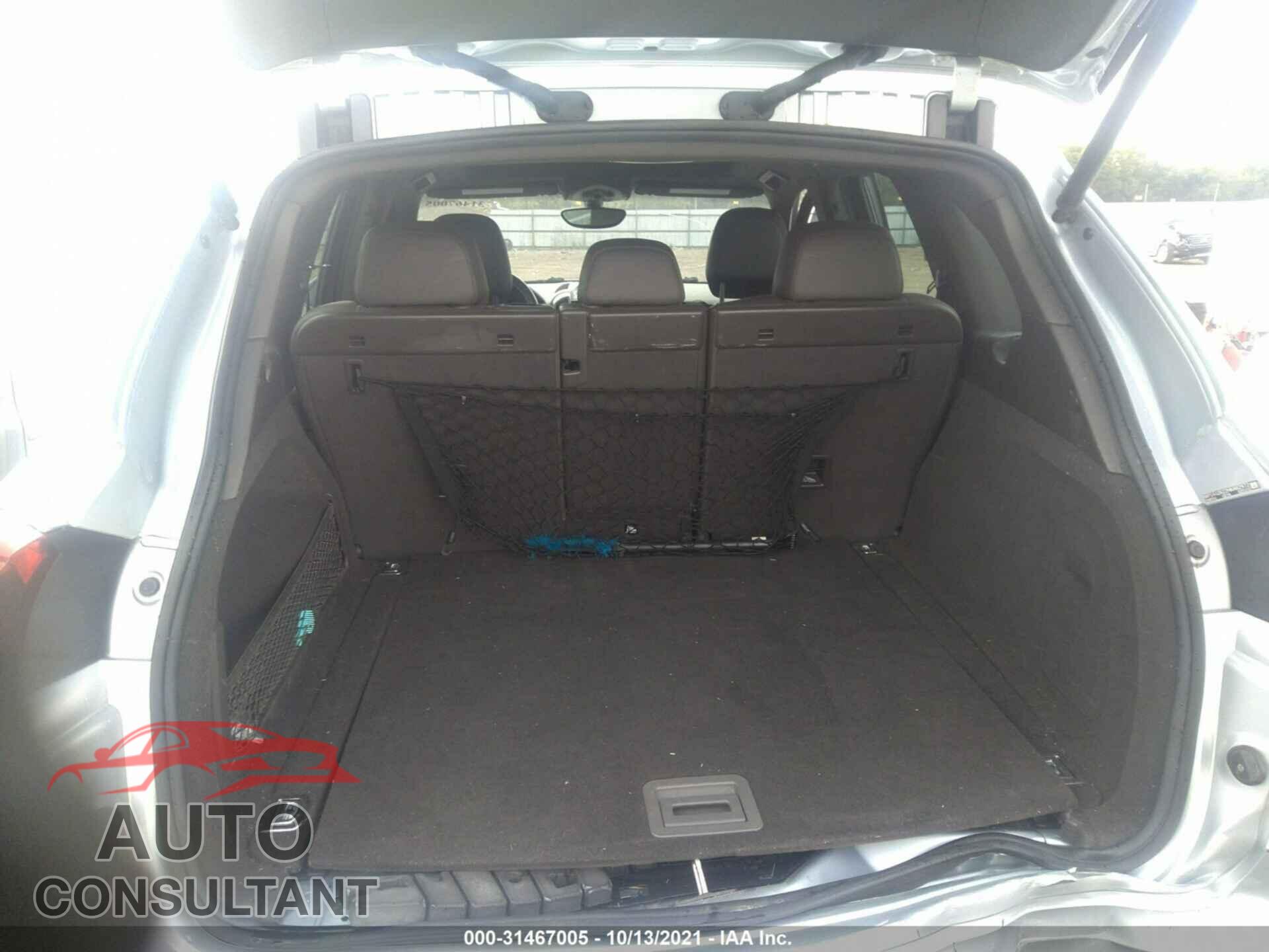 PORSCHE CAYENNE 2017 - WP1AA2A22HKA82972