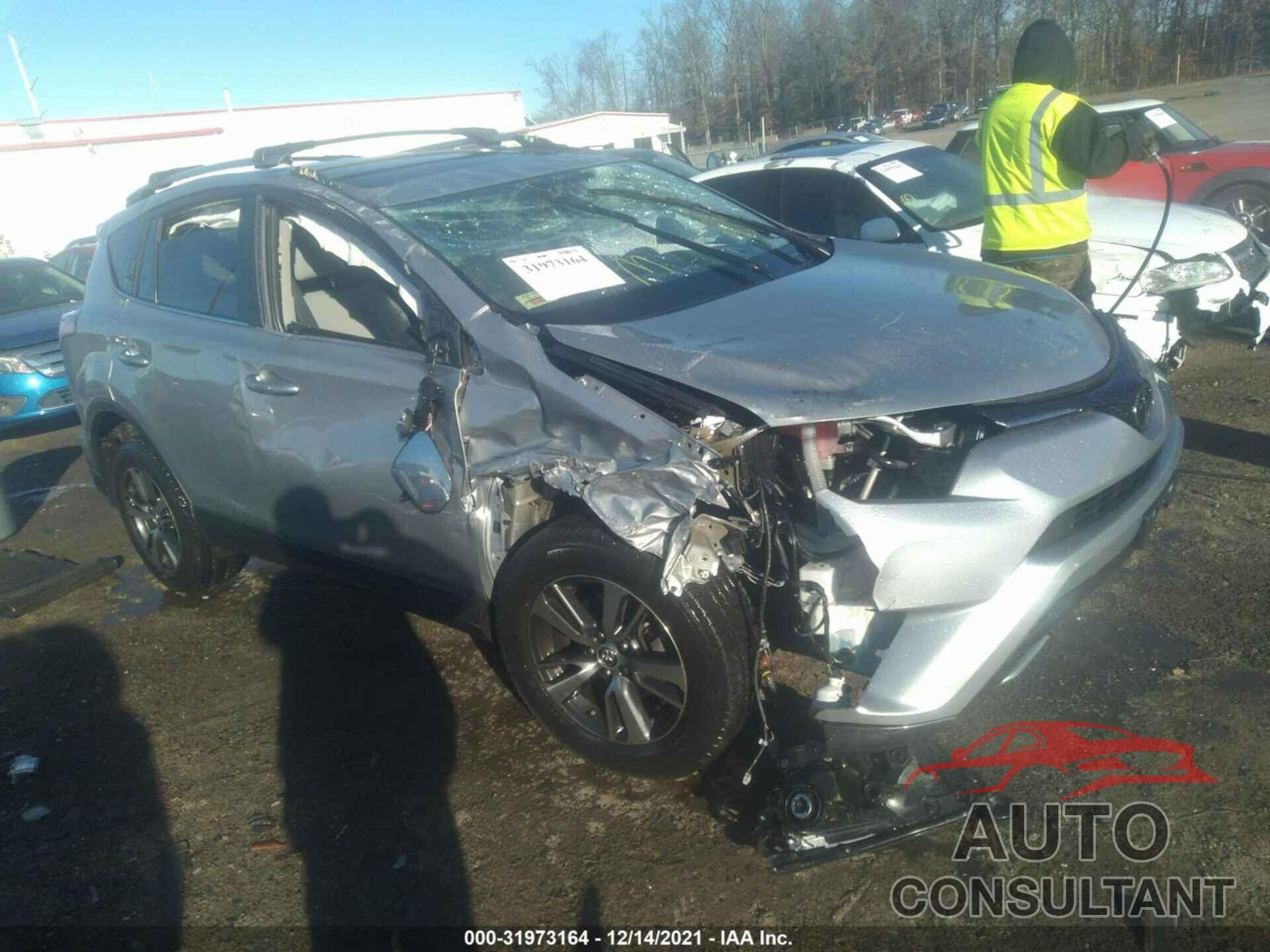 TOYOTA RAV4 2017 - 2T3RFREV5HW674246