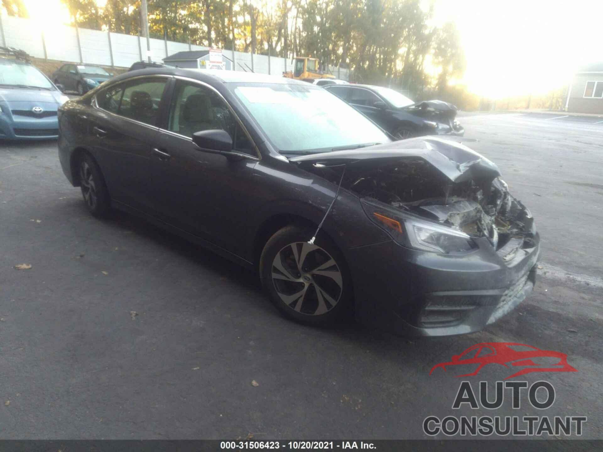 SUBARU LEGACY 2021 - 4S3BWAB67M3019101