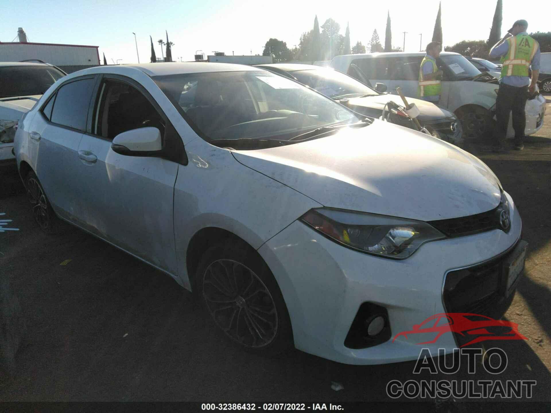 TOYOTA COROLLA 2016 - 5YFBURHE8GP423880