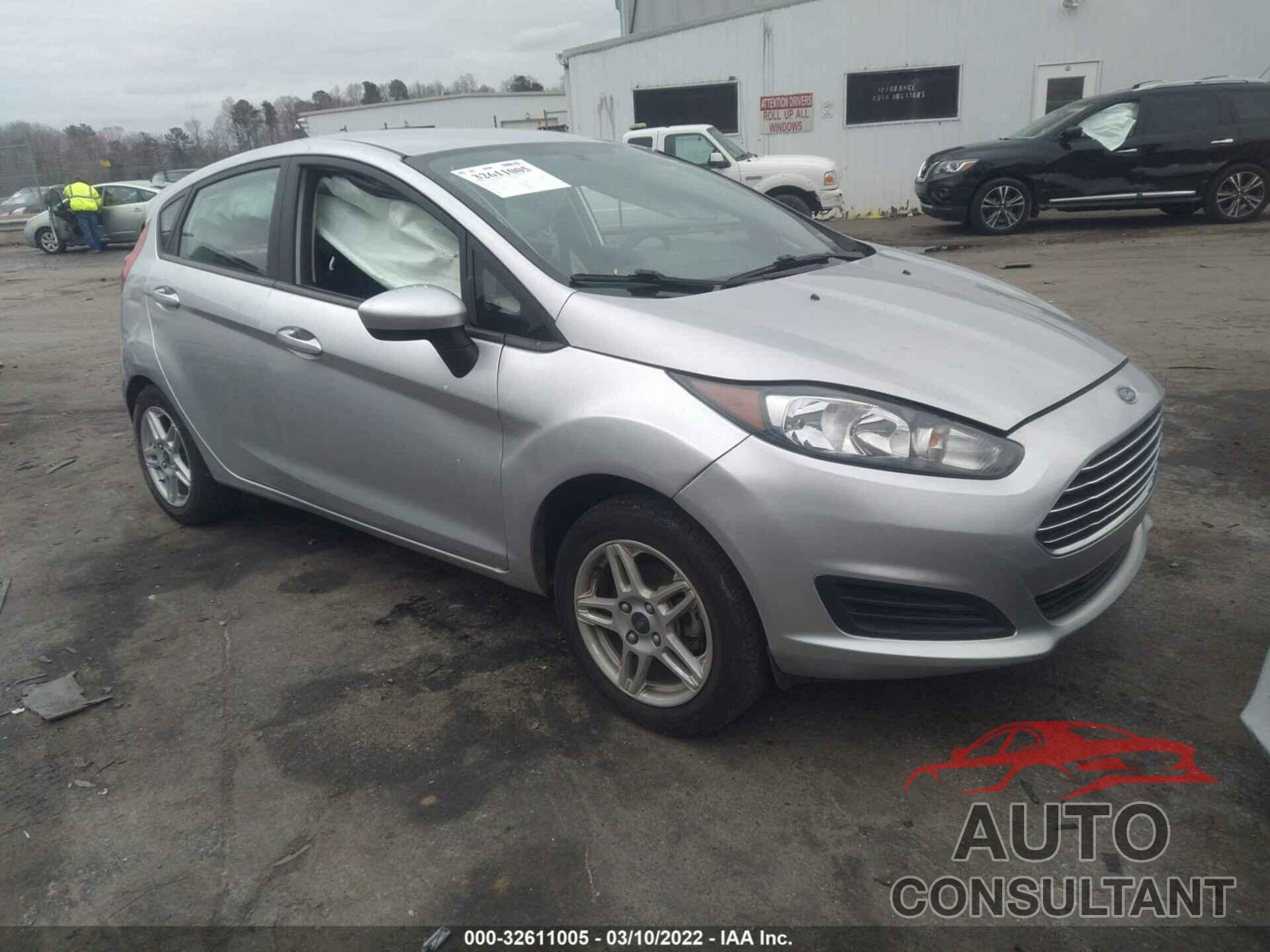 FORD FIESTA 2018 - 3FADP4EJ6JM145148