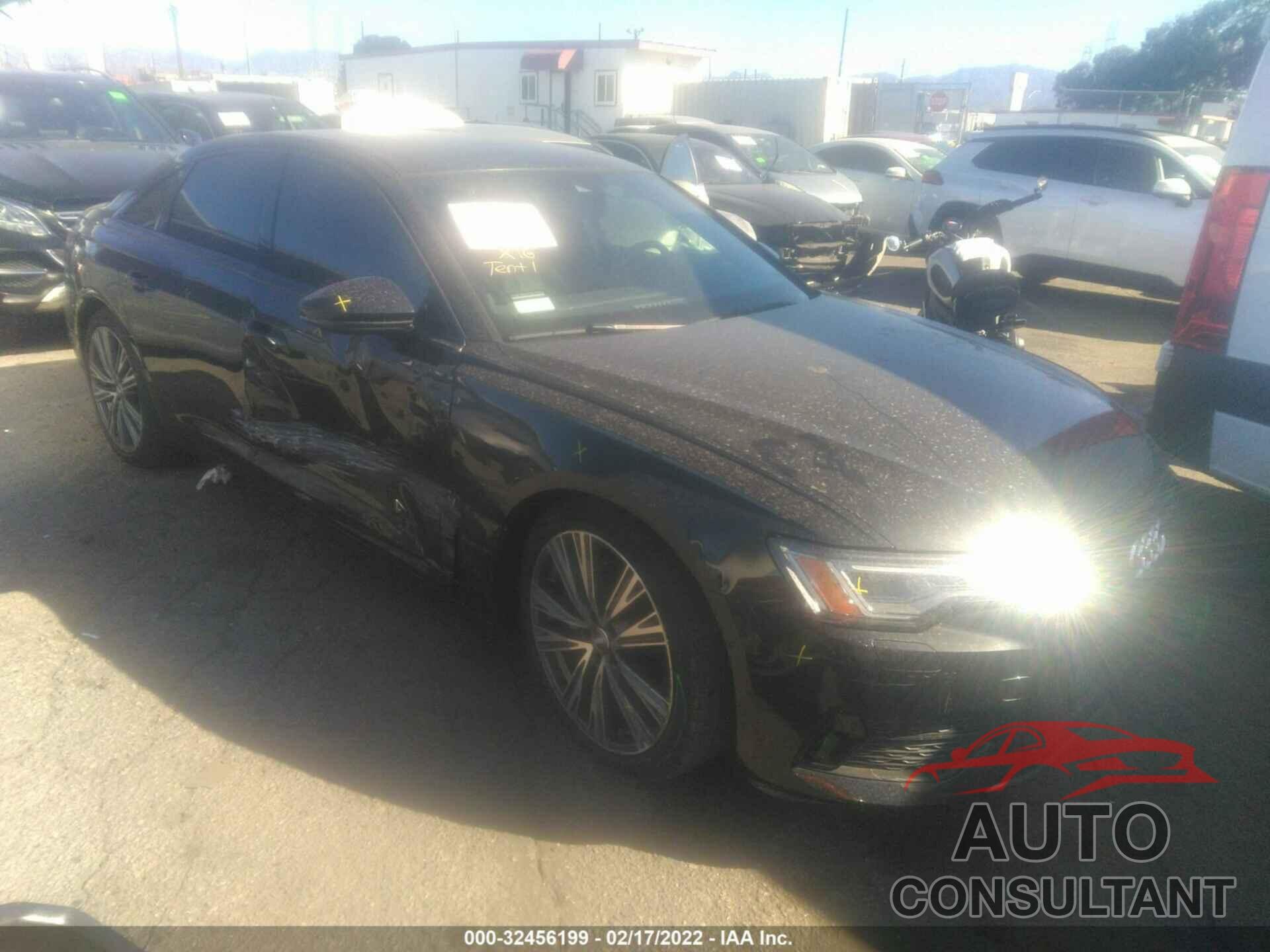 AUDI A6 2019 - WAUE8AF2XKN121263