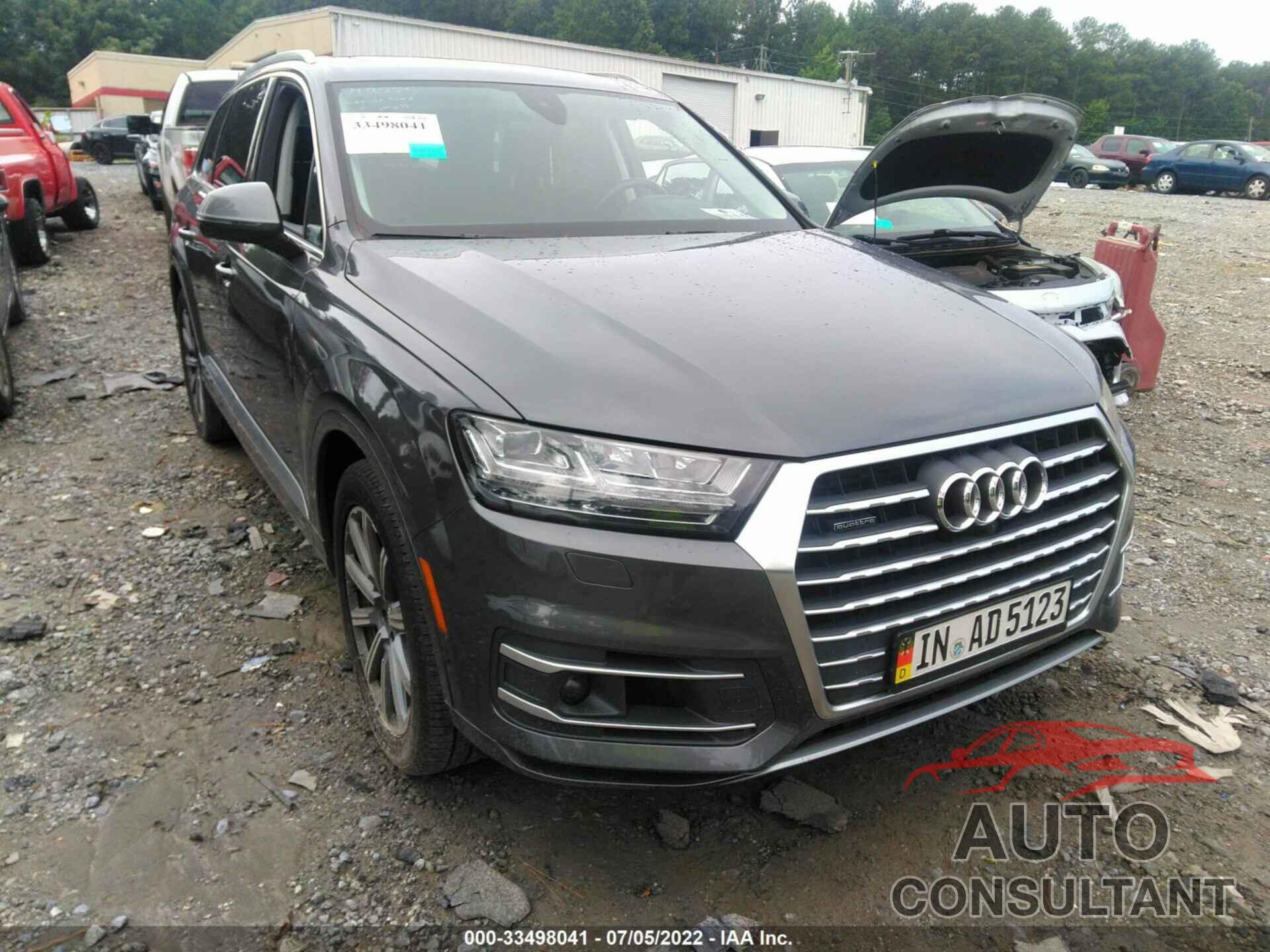 AUDI Q7 2019 - WA1LAAF70KD037561