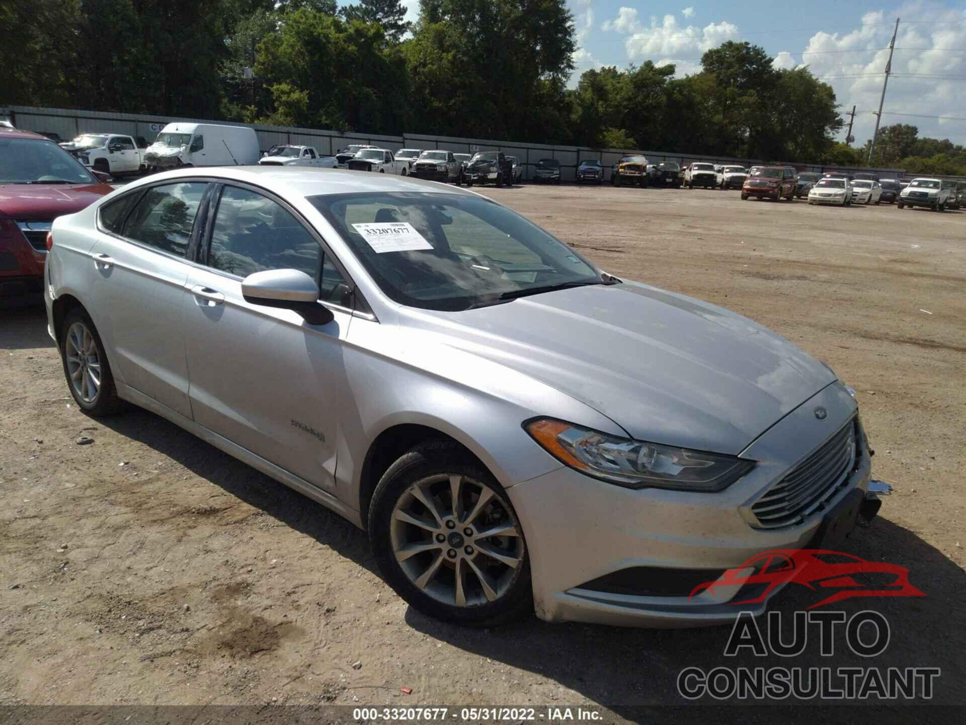 FORD FUSION 2017 - 3FA6P0LU1HR384859