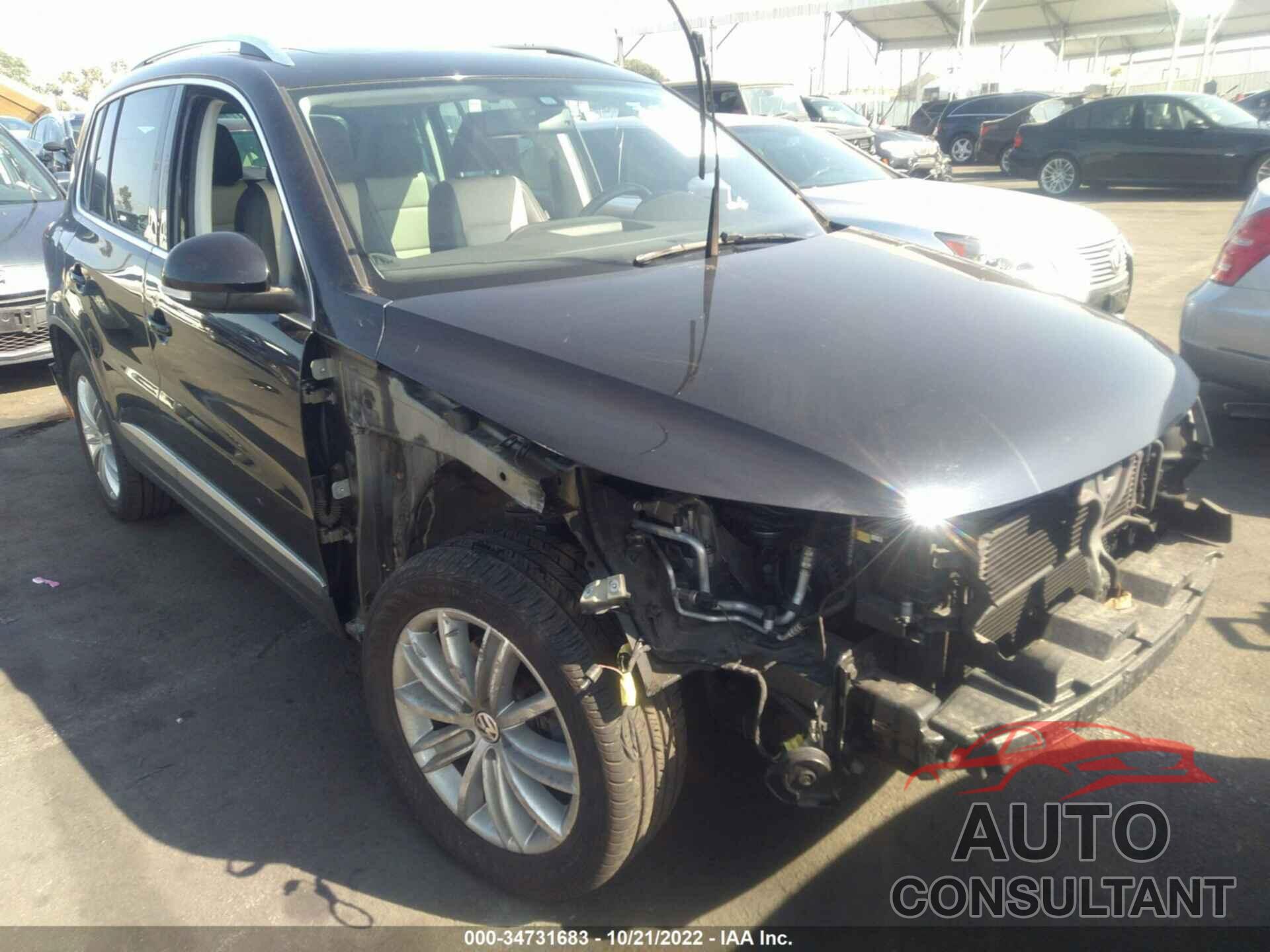 VOLKSWAGEN TIGUAN 2016 - WVGAV7AX2GW538552