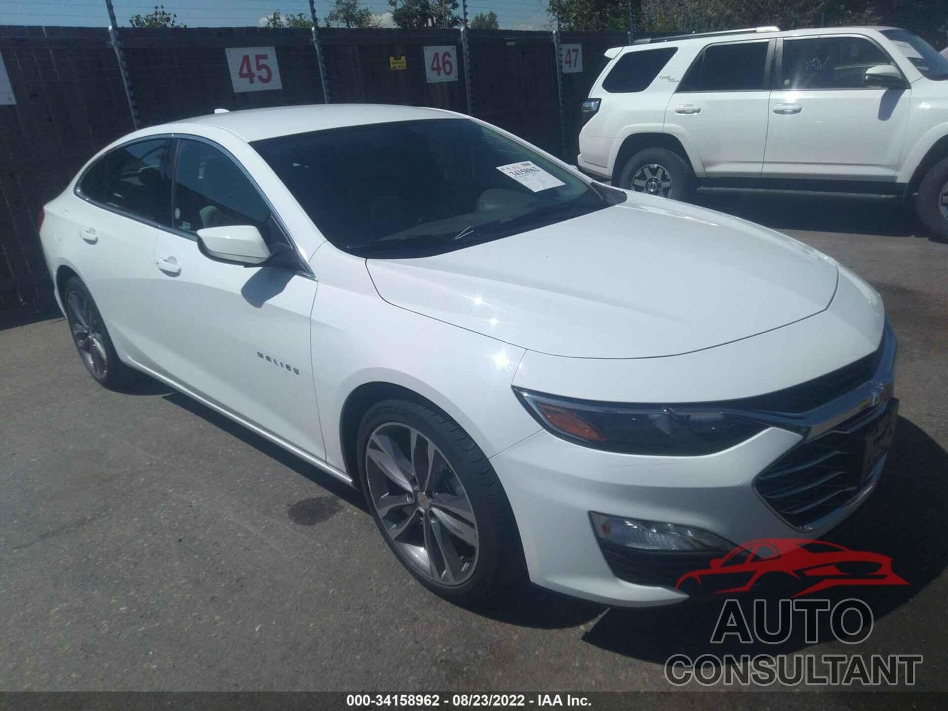 CHEVROLET MALIBU 2022 - 1G1ZD5ST0NF121267