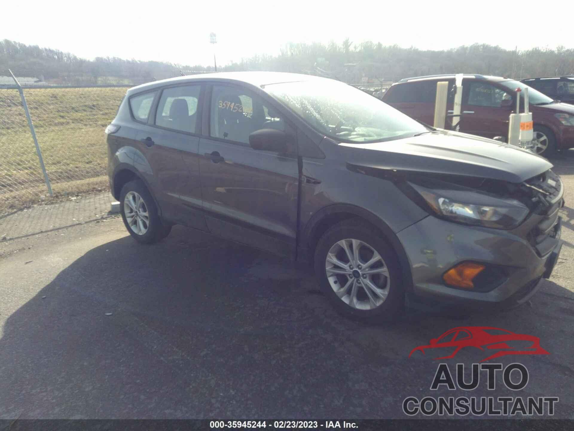 FORD ESCAPE 2018 - 1FMCU0F74JUA09781