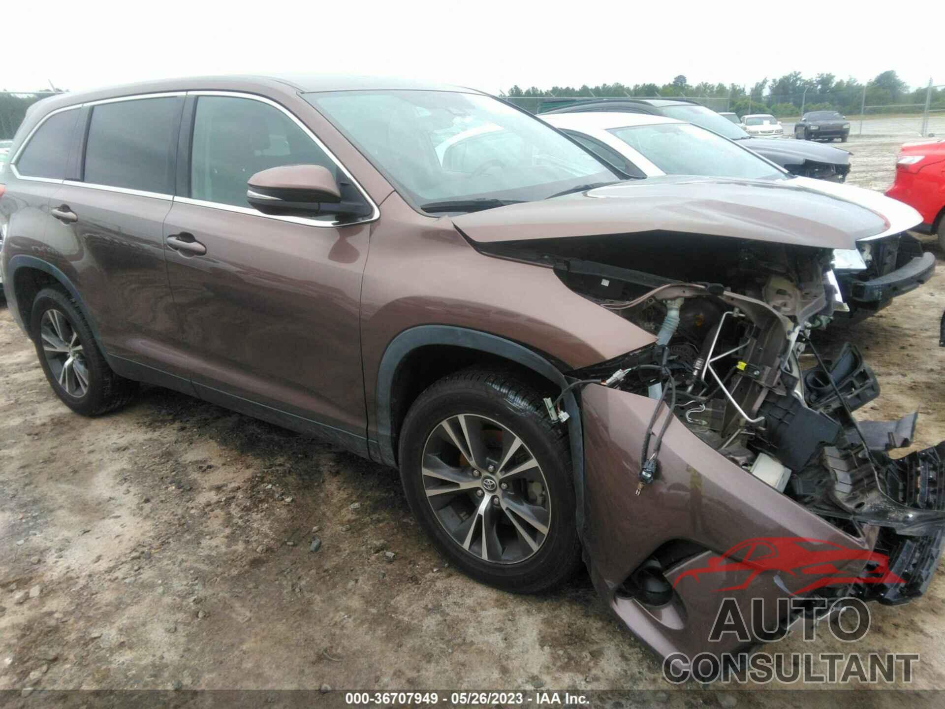 TOYOTA HIGHLANDER 2019 - 5TDZARFH1KS058348