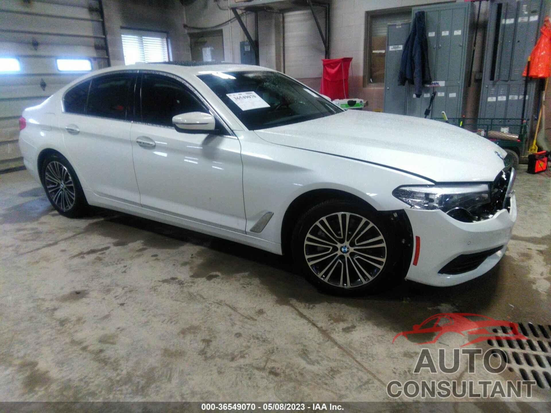 BMW 5 SERIES 2018 - WBAJE7C50JG892441