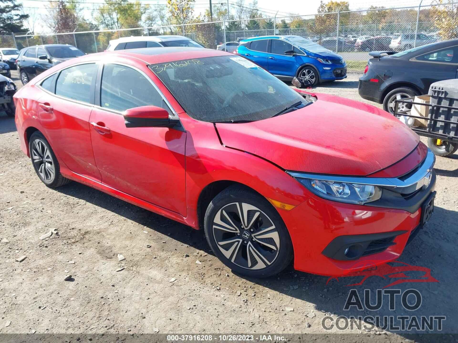 HONDA CIVIC SEDAN 2018 - JHMFC1F76JX007943