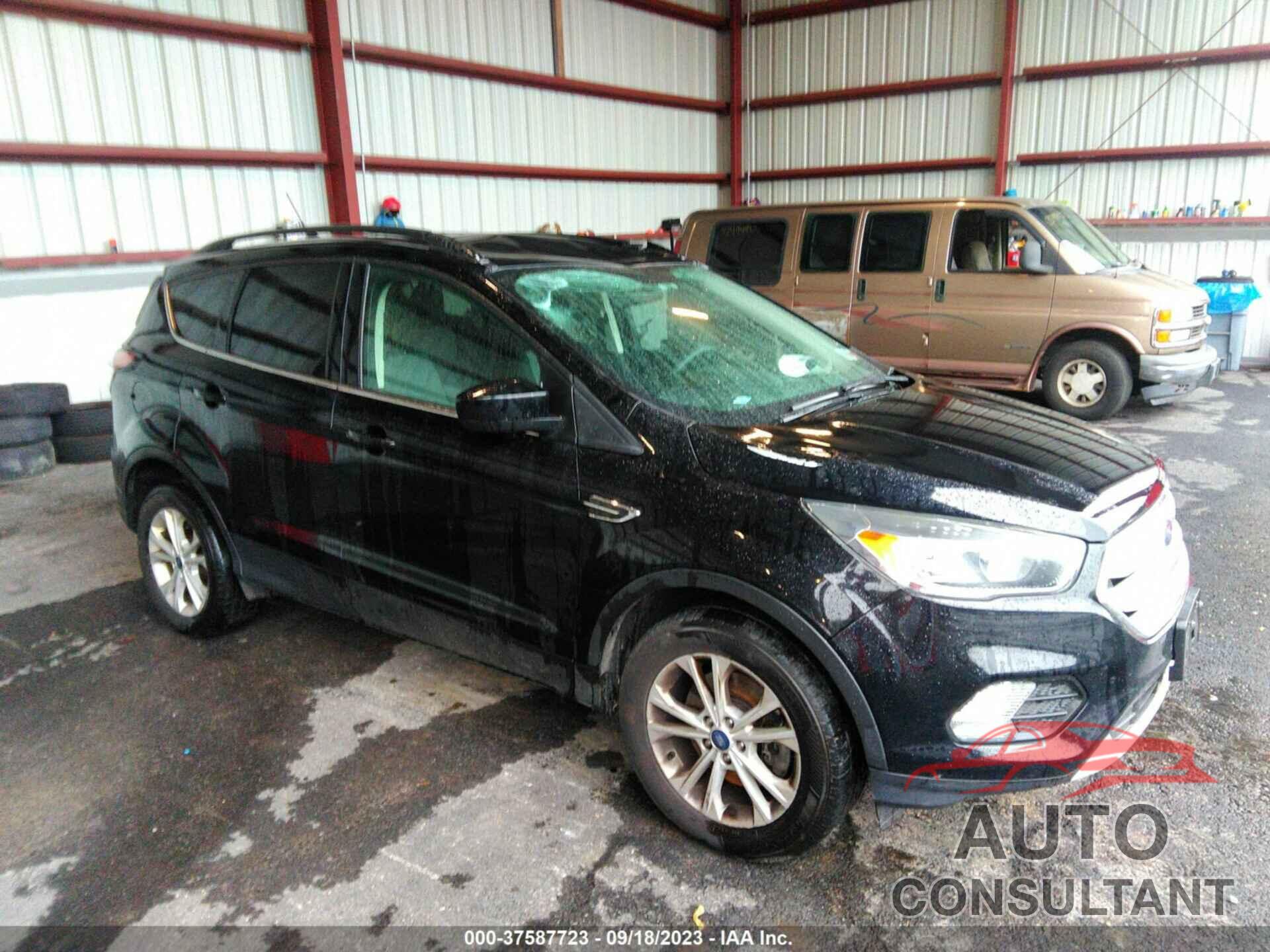 FORD ESCAPE 2018 - 1FMCU9GD4JUB94178