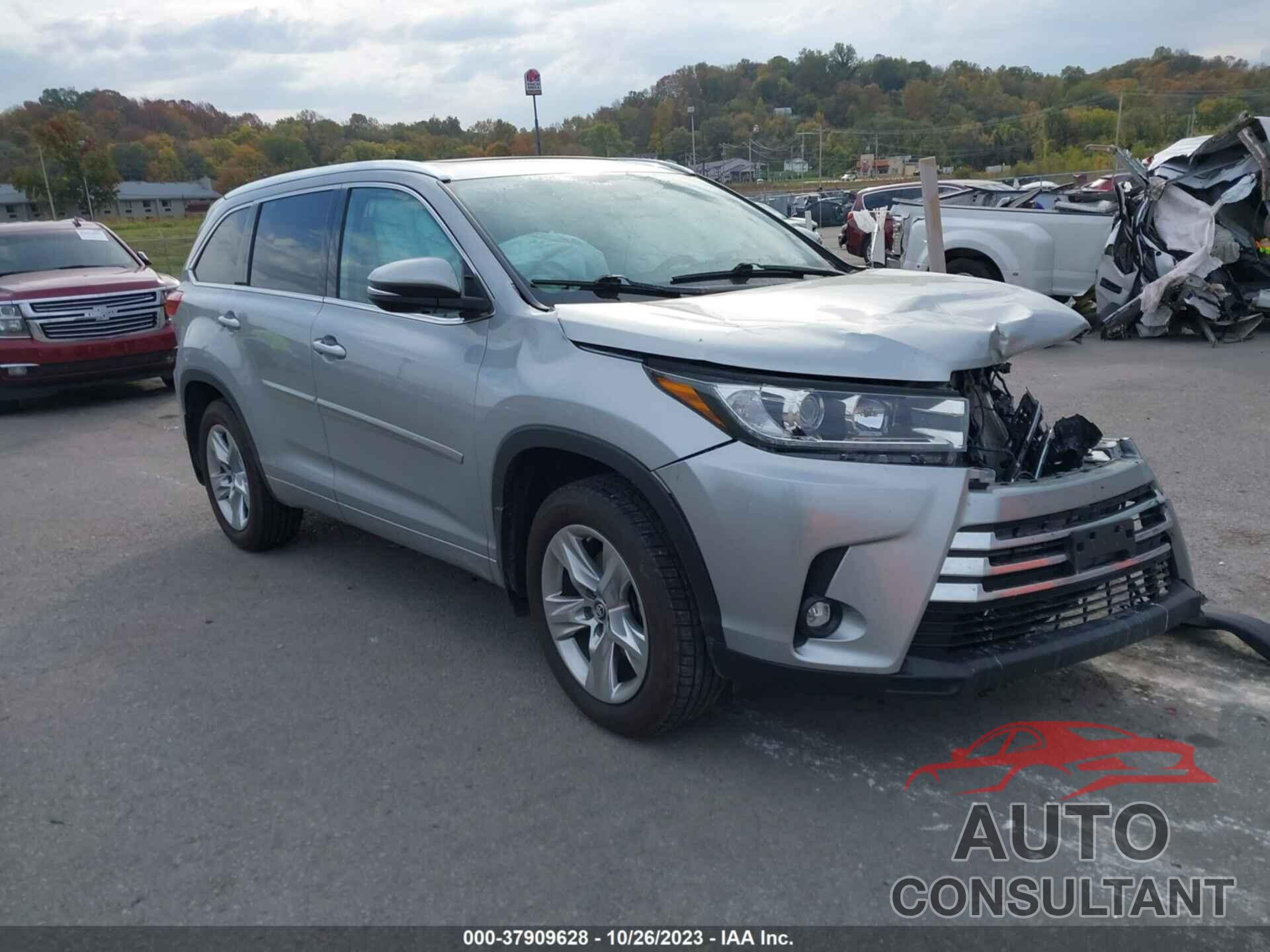 TOYOTA HIGHLANDER 2019 - 5TDDZRFH6KS922894