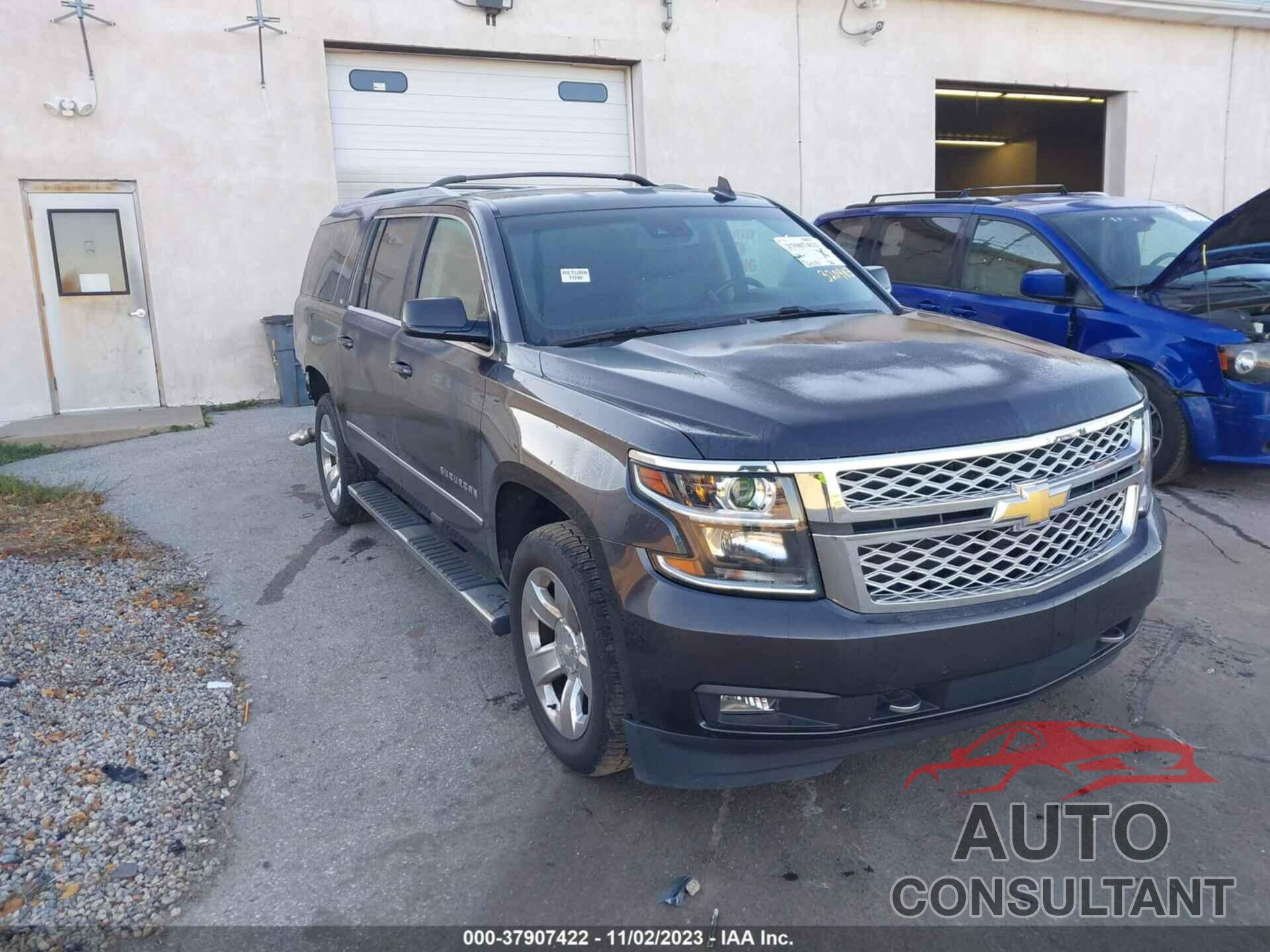 CHEVROLET SUBURBAN 2017 - 1GNSKHKC4HR320963