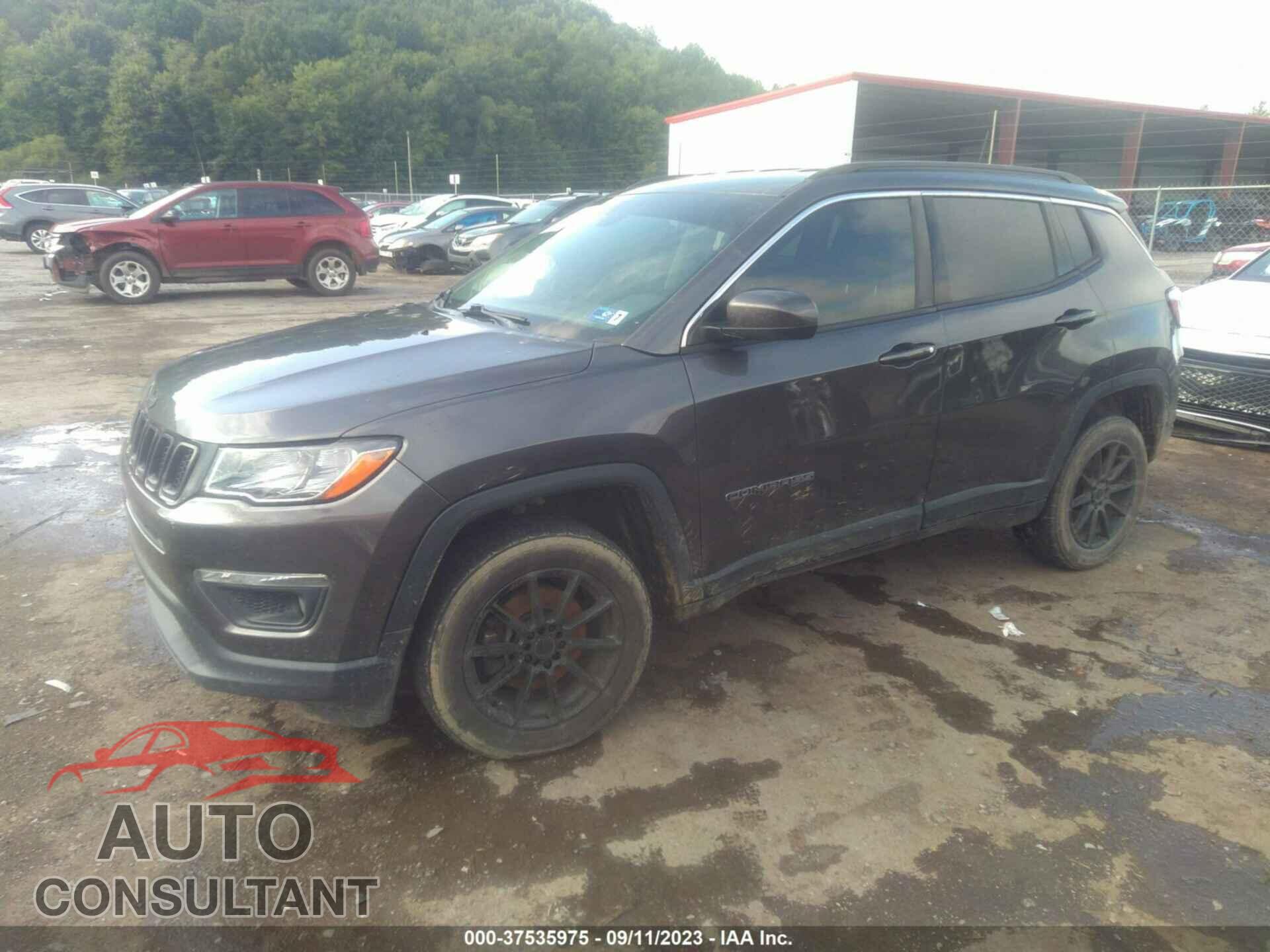 JEEP COMPASS 2018 - 3C4NJDBB0JT328385