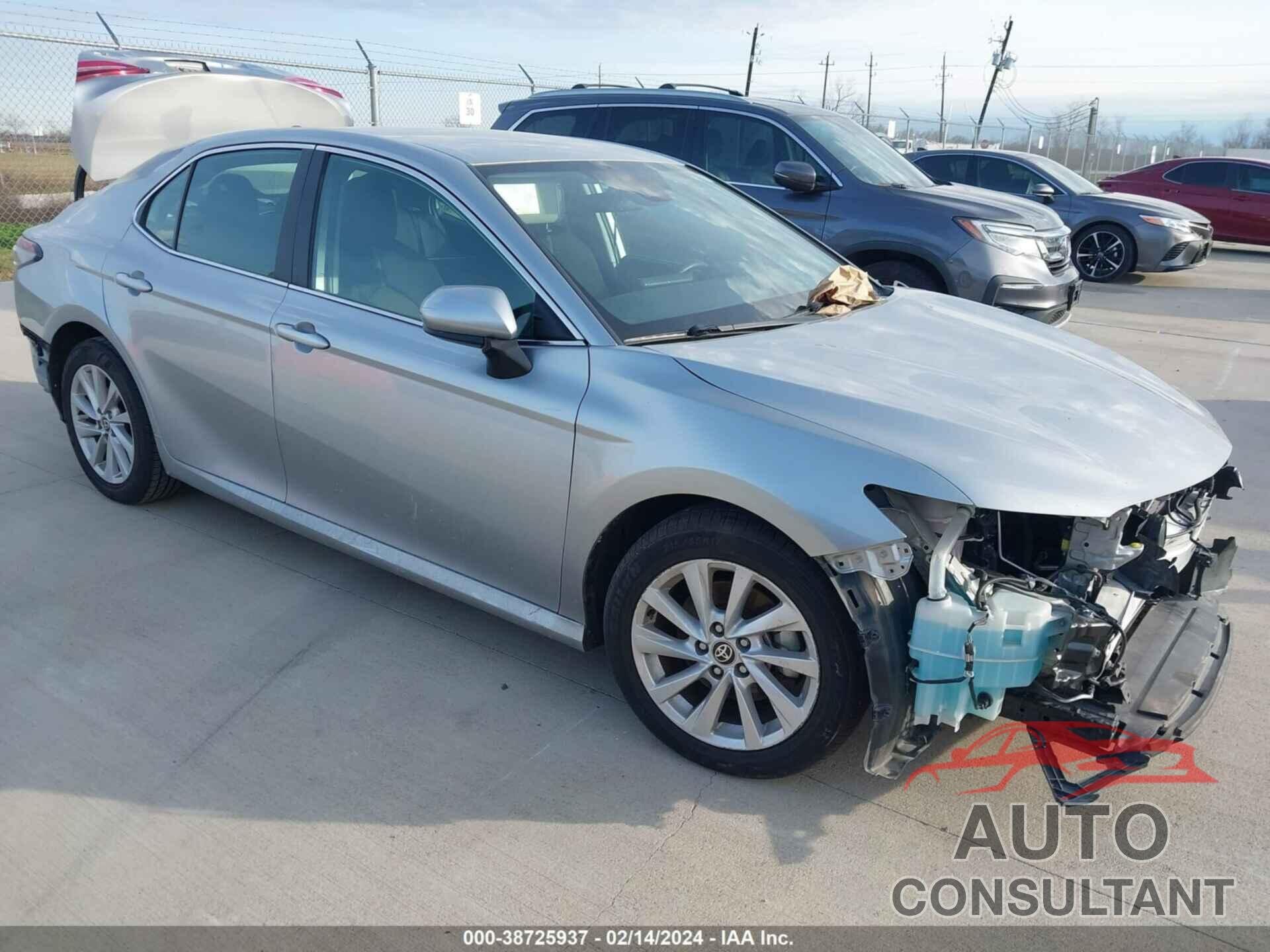 TOYOTA CAMRY 2021 - 4T1C11AK1MU453909