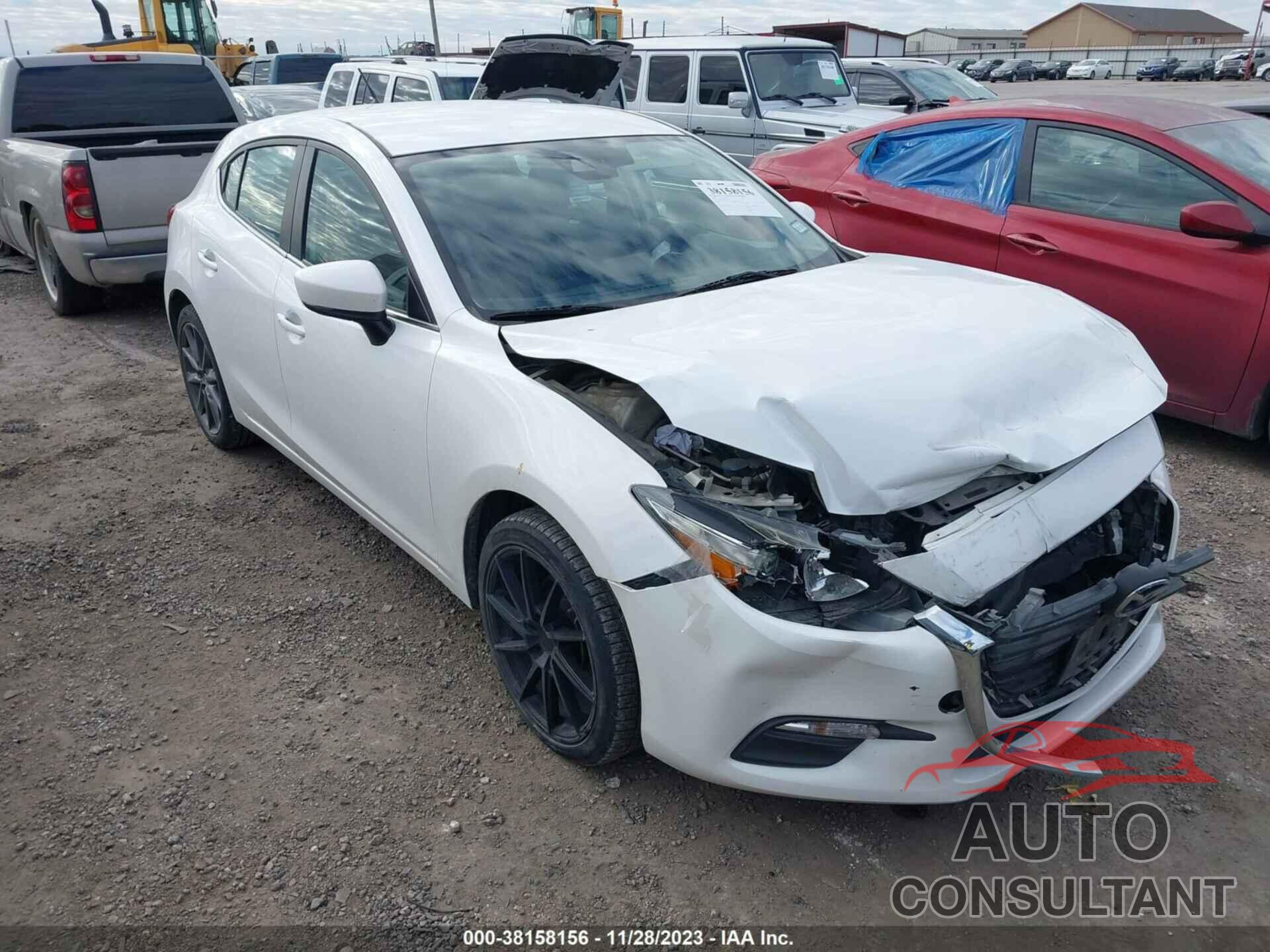 MAZDA MAZDA3 2018 - 3MZBN1L36JM250120