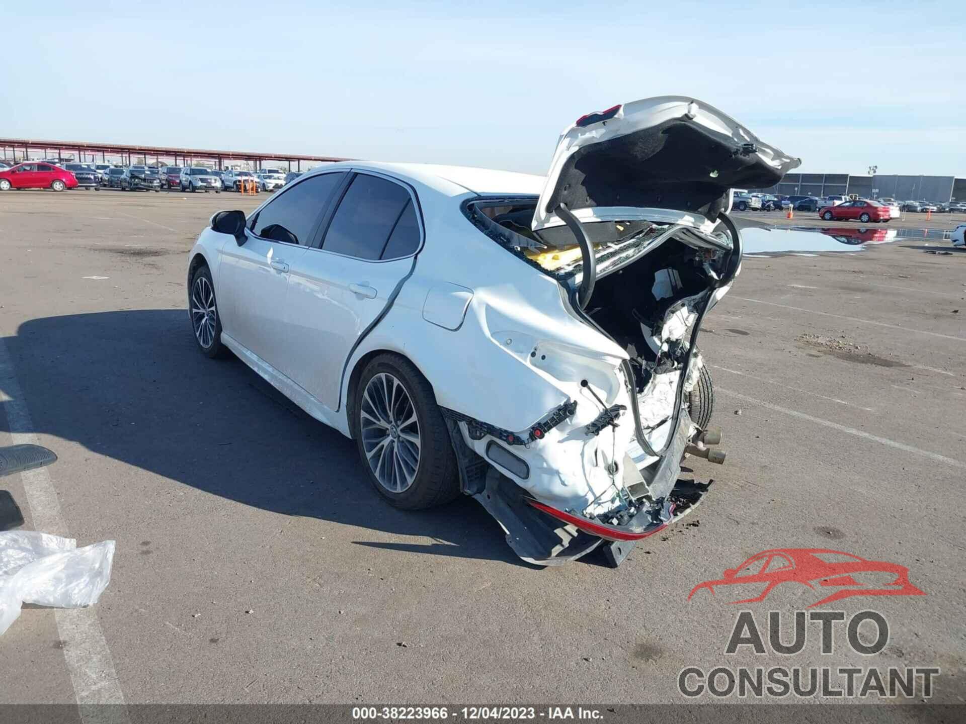 TOYOTA CAMRY 2019 - 4T1B11HK8KU689603