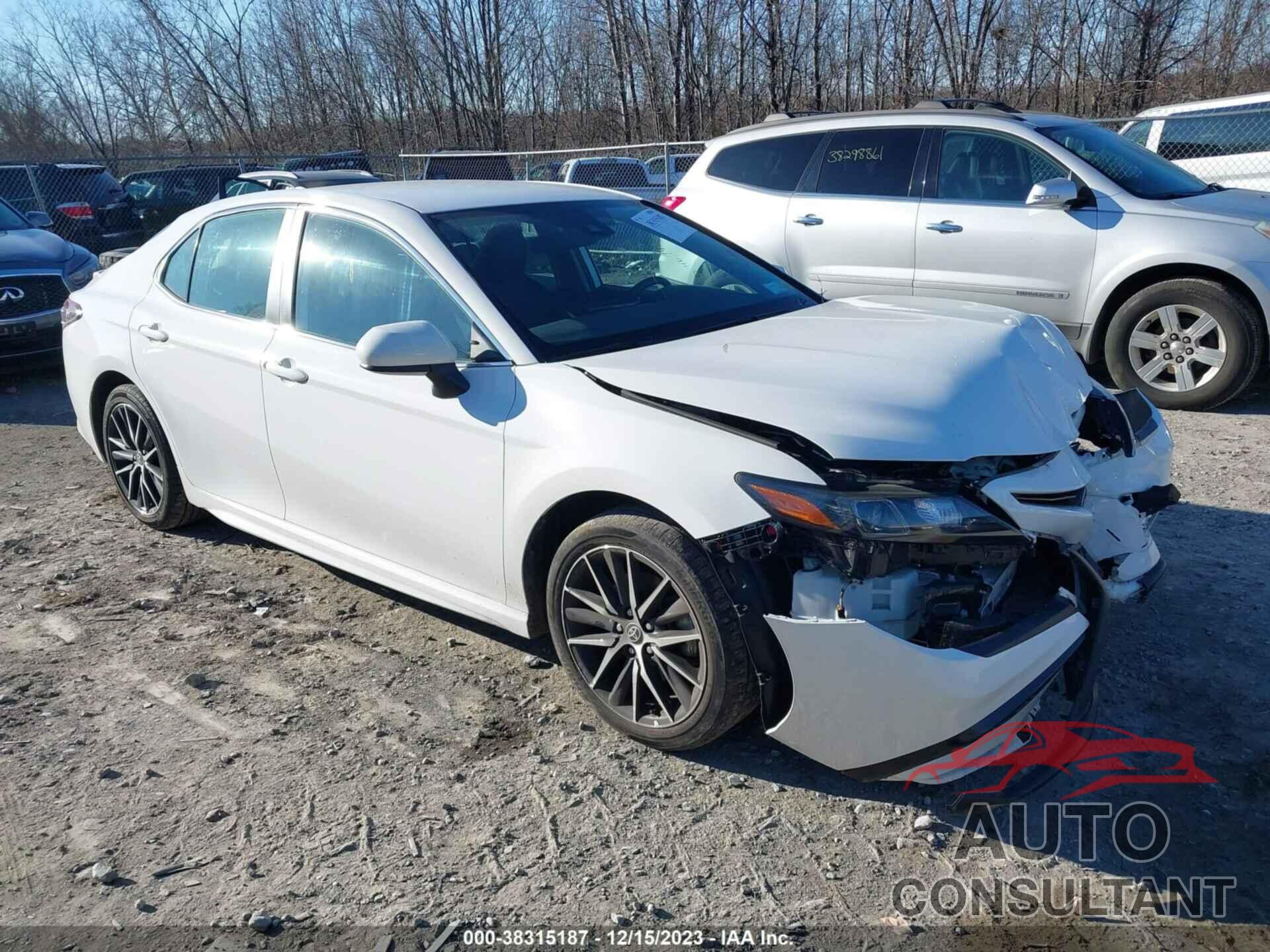 TOYOTA CAMRY 2021 - 4T1G11BK9MU031323