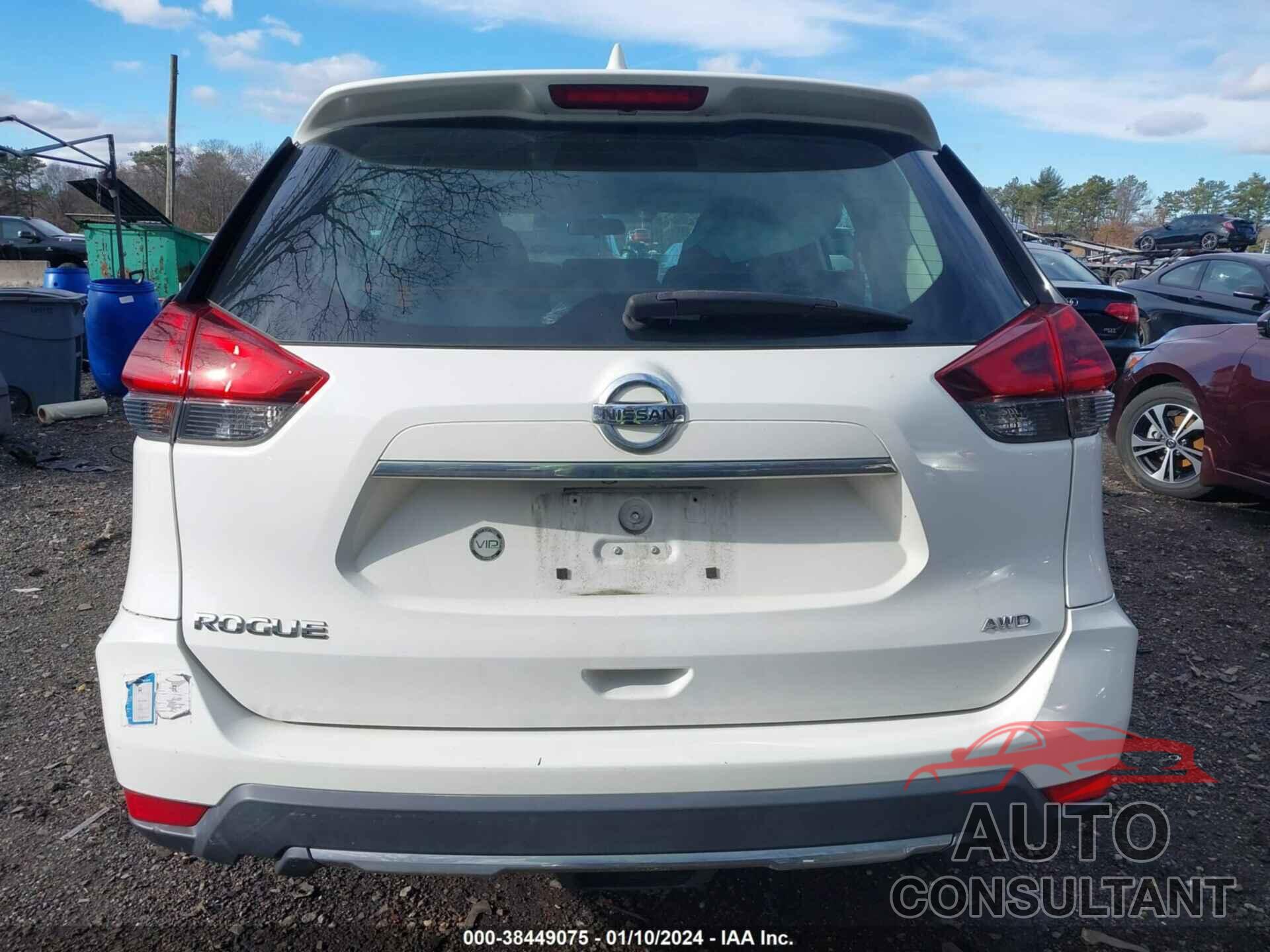 NISSAN ROGUE 2018 - 5N1AT2MV8JC826331