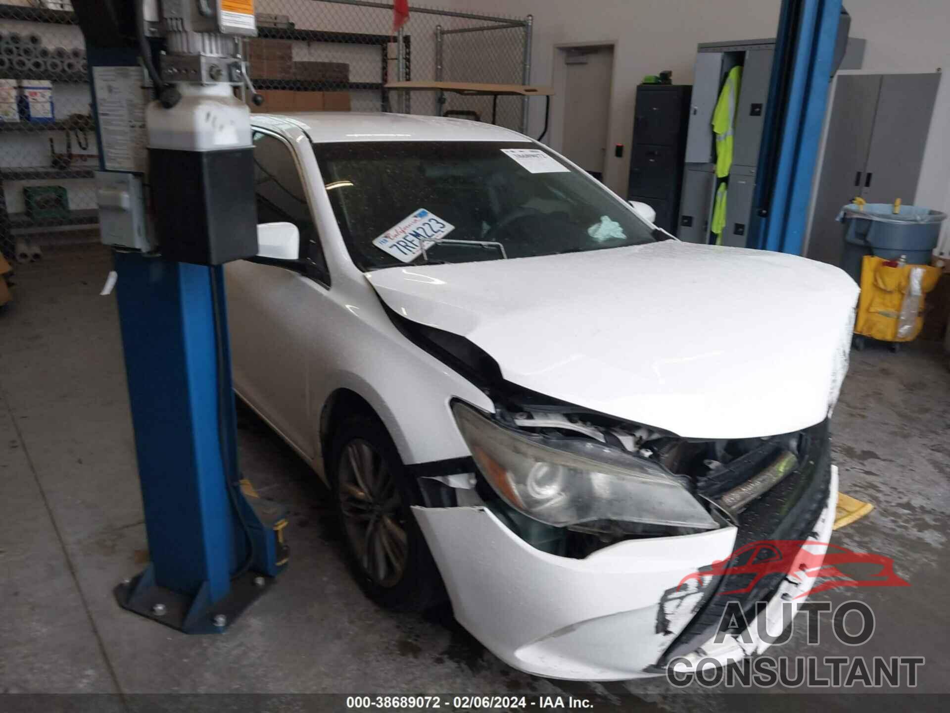 TOYOTA CAMRY 2016 - 4T1BF1FK0GU194761