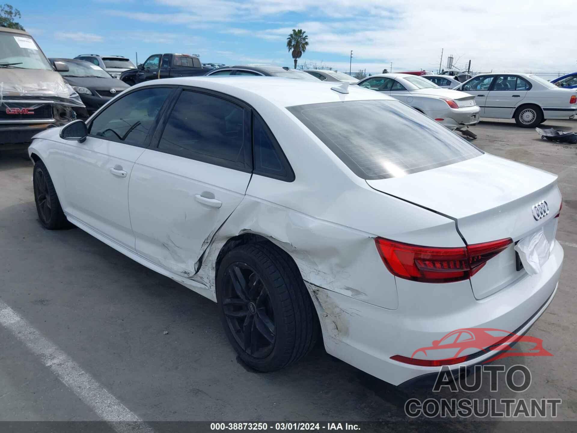 AUDI A4 2017 - WAUKMAF49HN055832