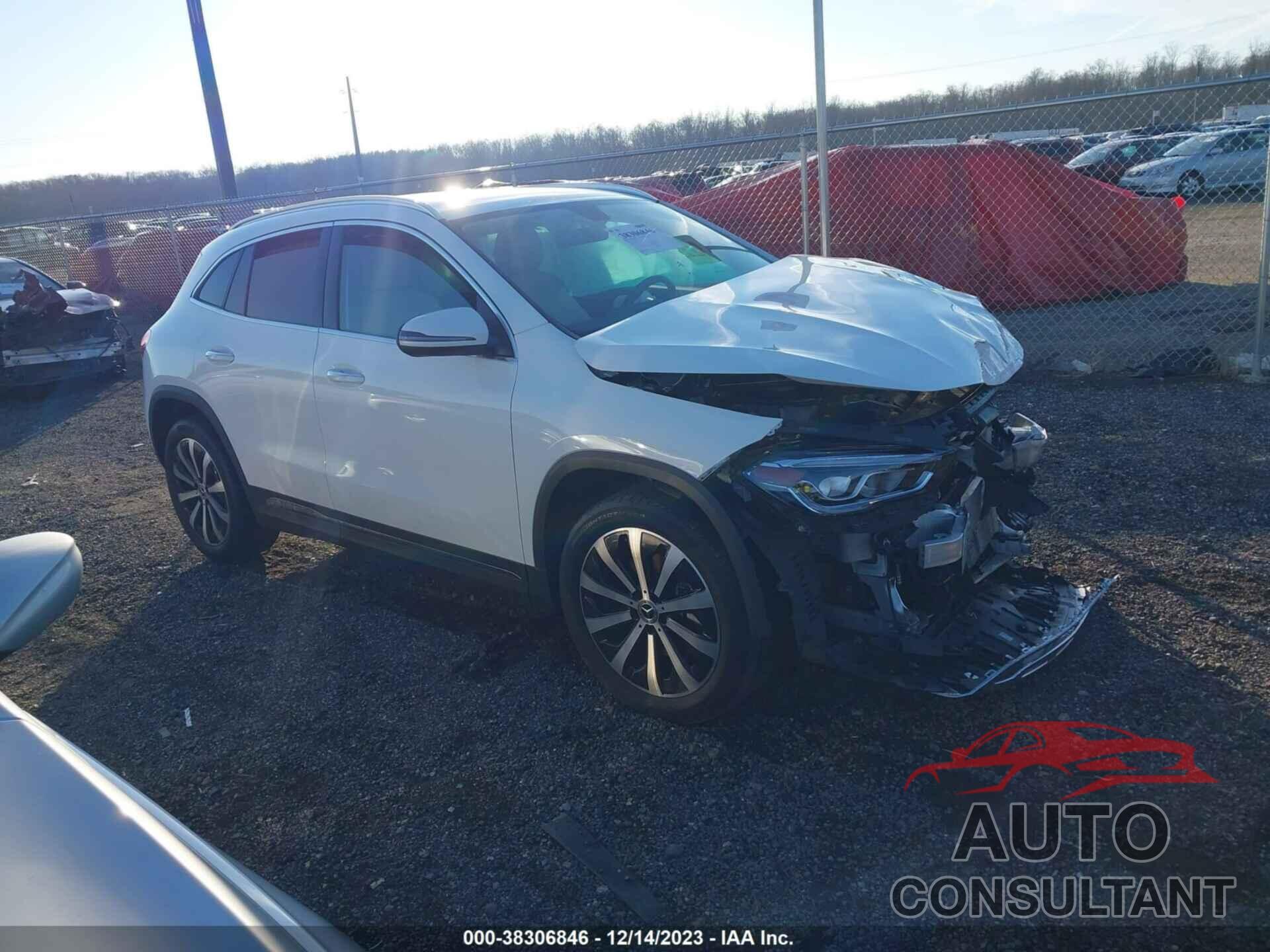 MERCEDES-BENZ GLA 250 2022 - W1N4N4HB3NJ411712