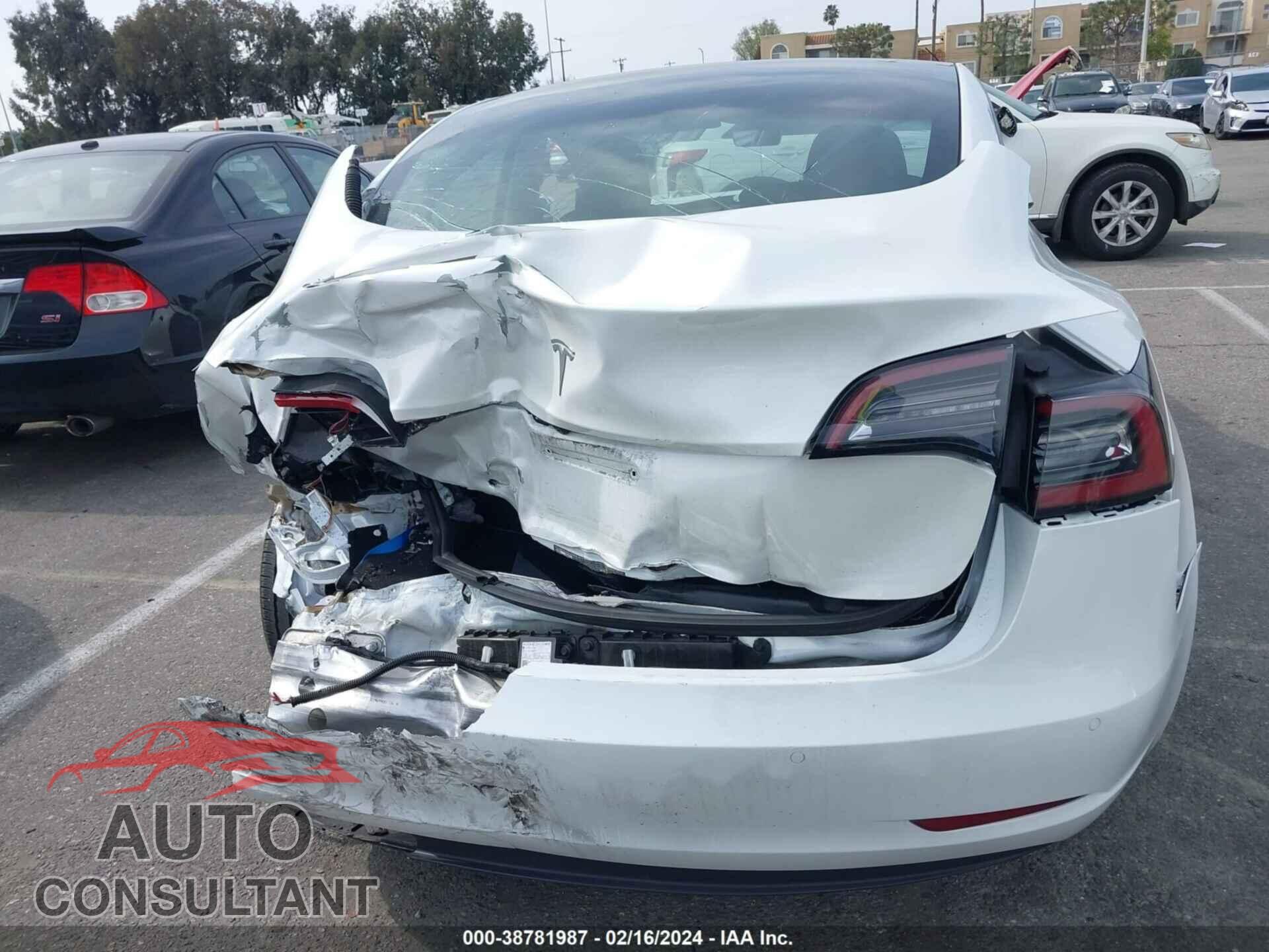 TESLA MODEL 3 2021 - 5YJ3E1EA4MF977140