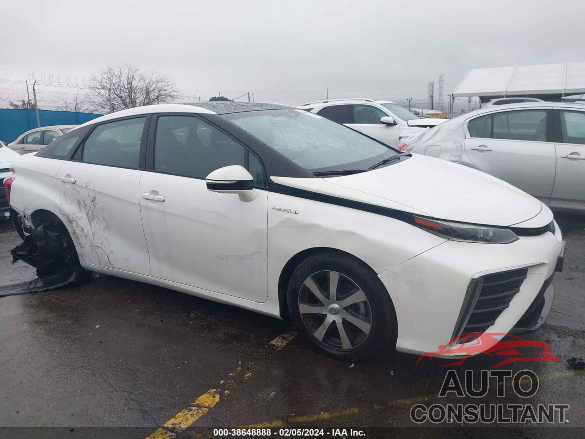 TOYOTA MIRAI 2018 - JTDBVRBD2JA005131