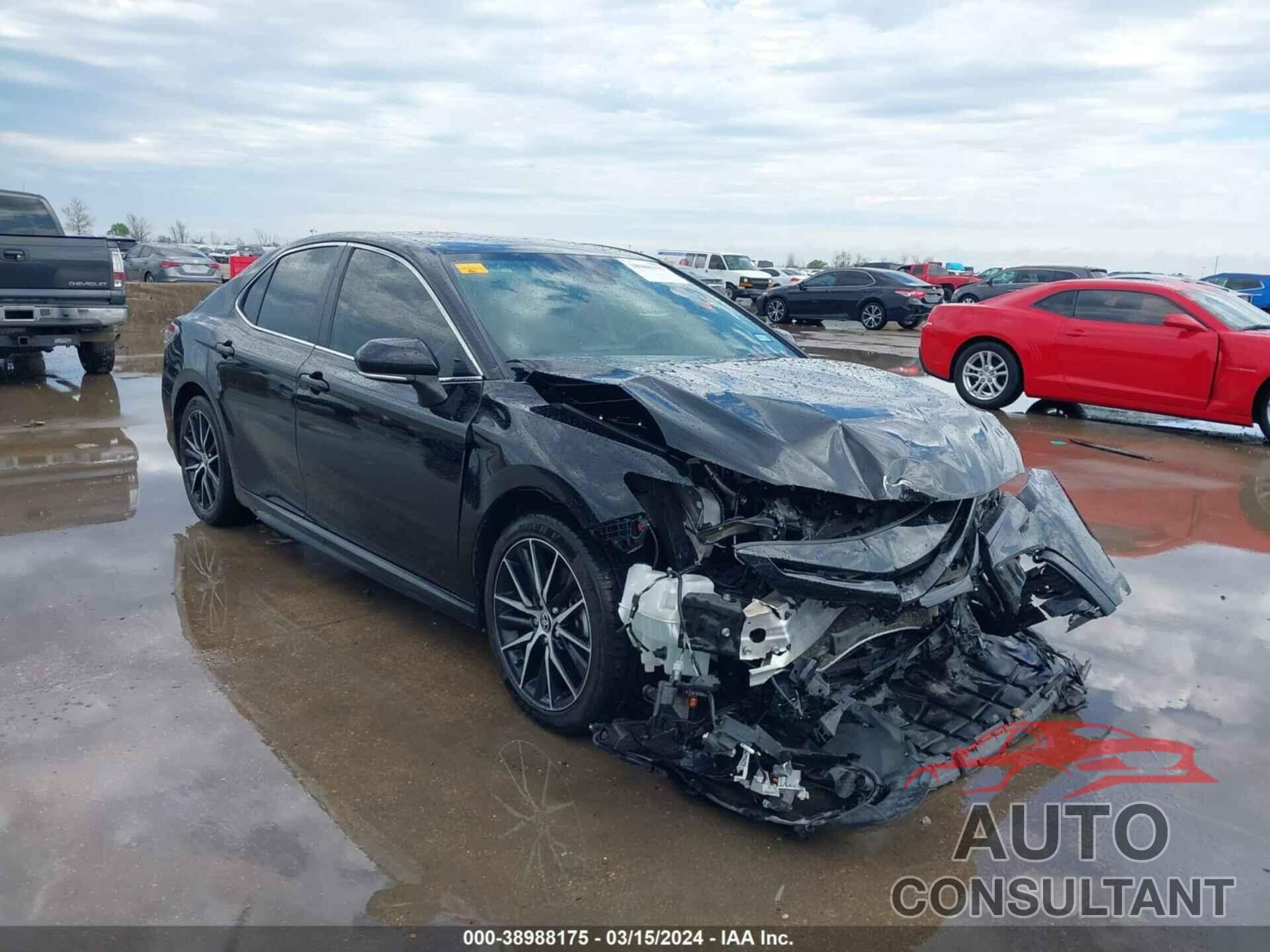 TOYOTA CAMRY 2022 - 4T1G11AK4NU713965