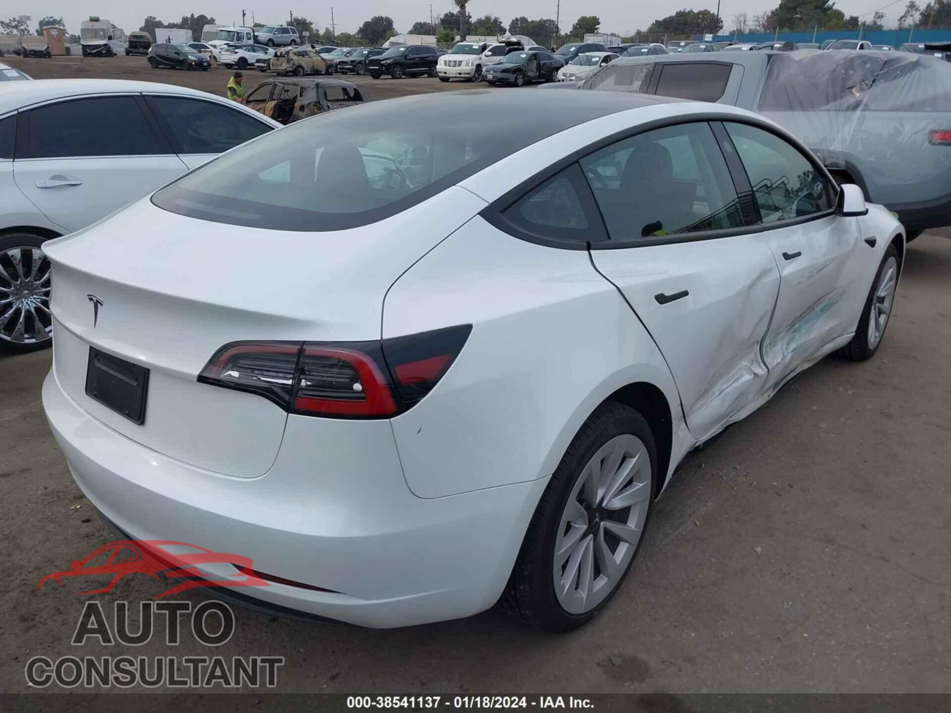 TESLA MODEL 3 2023 - 5YJ3E1EA8PF570233