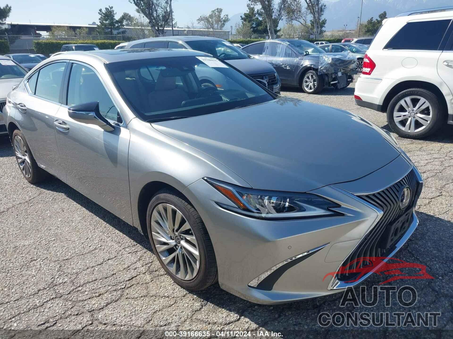 LEXUS ES 300H 2019 - JTHB21B18K2026768