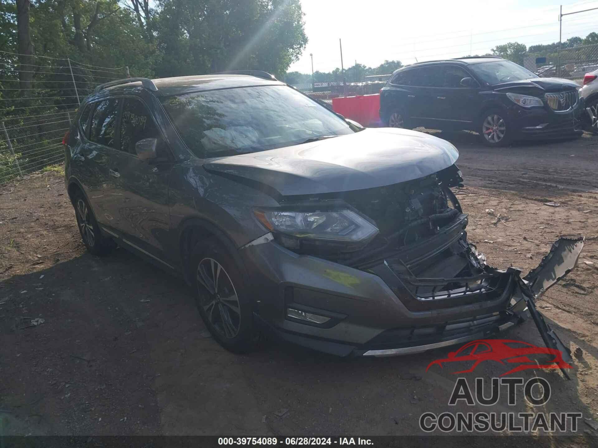 NISSAN ROGUE 2018 - 5N1AT2MT3JC736695