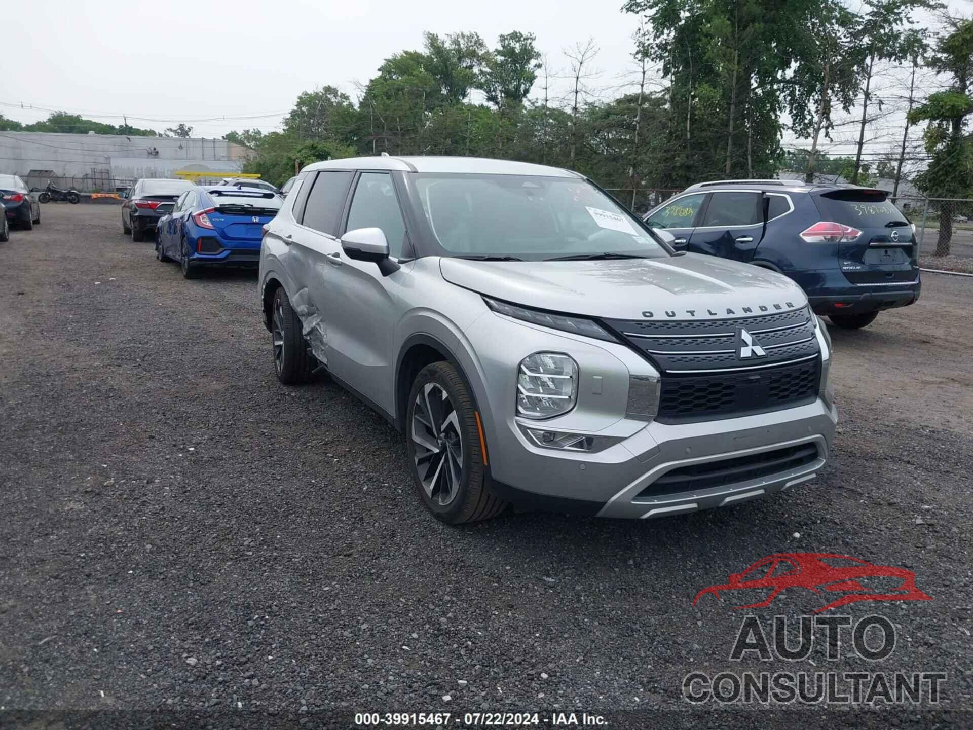 MITSUBISHI OUTLANDER 2022 - JA4J4UA81NZ009842